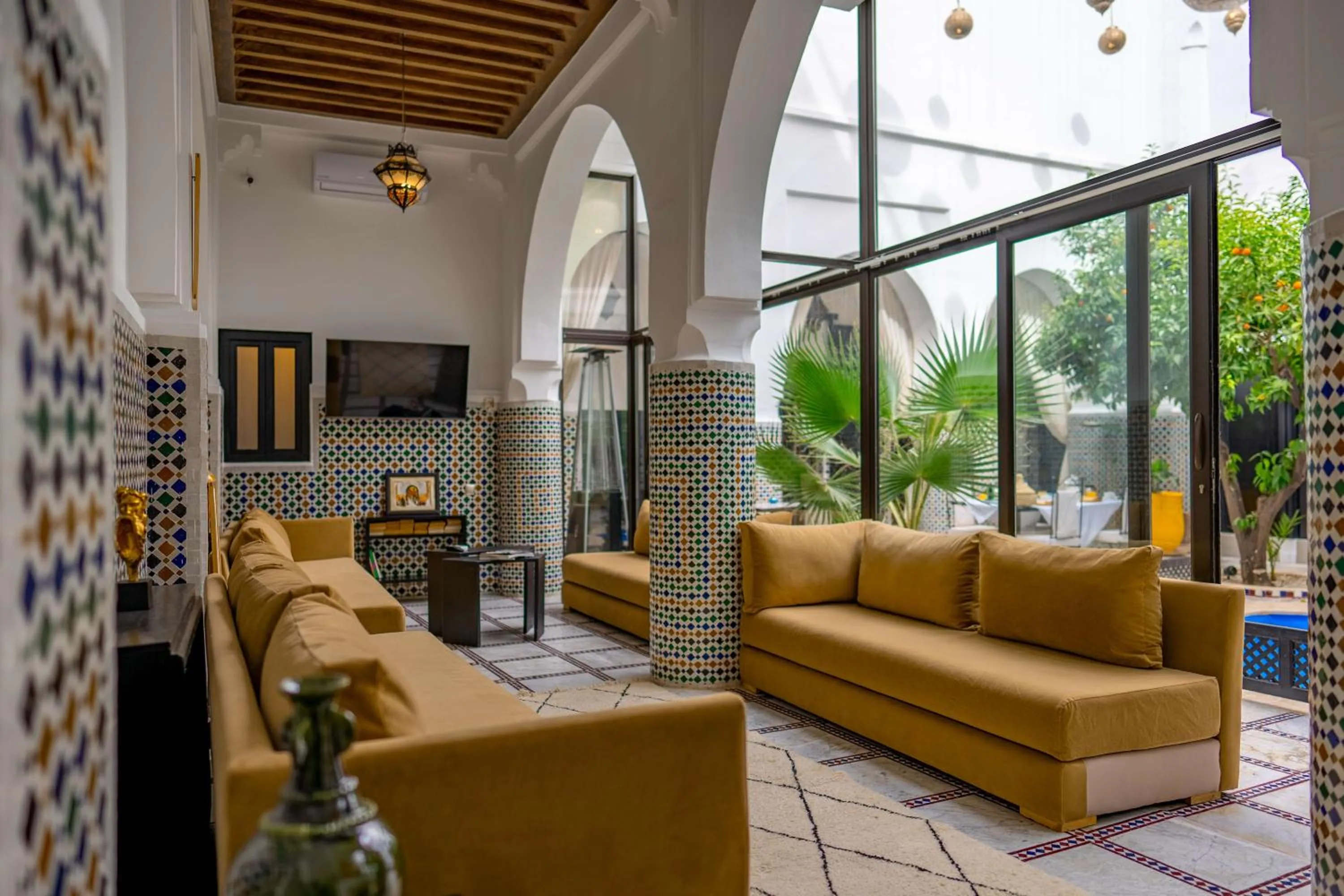 Living room in Riad Dar Dialkoum