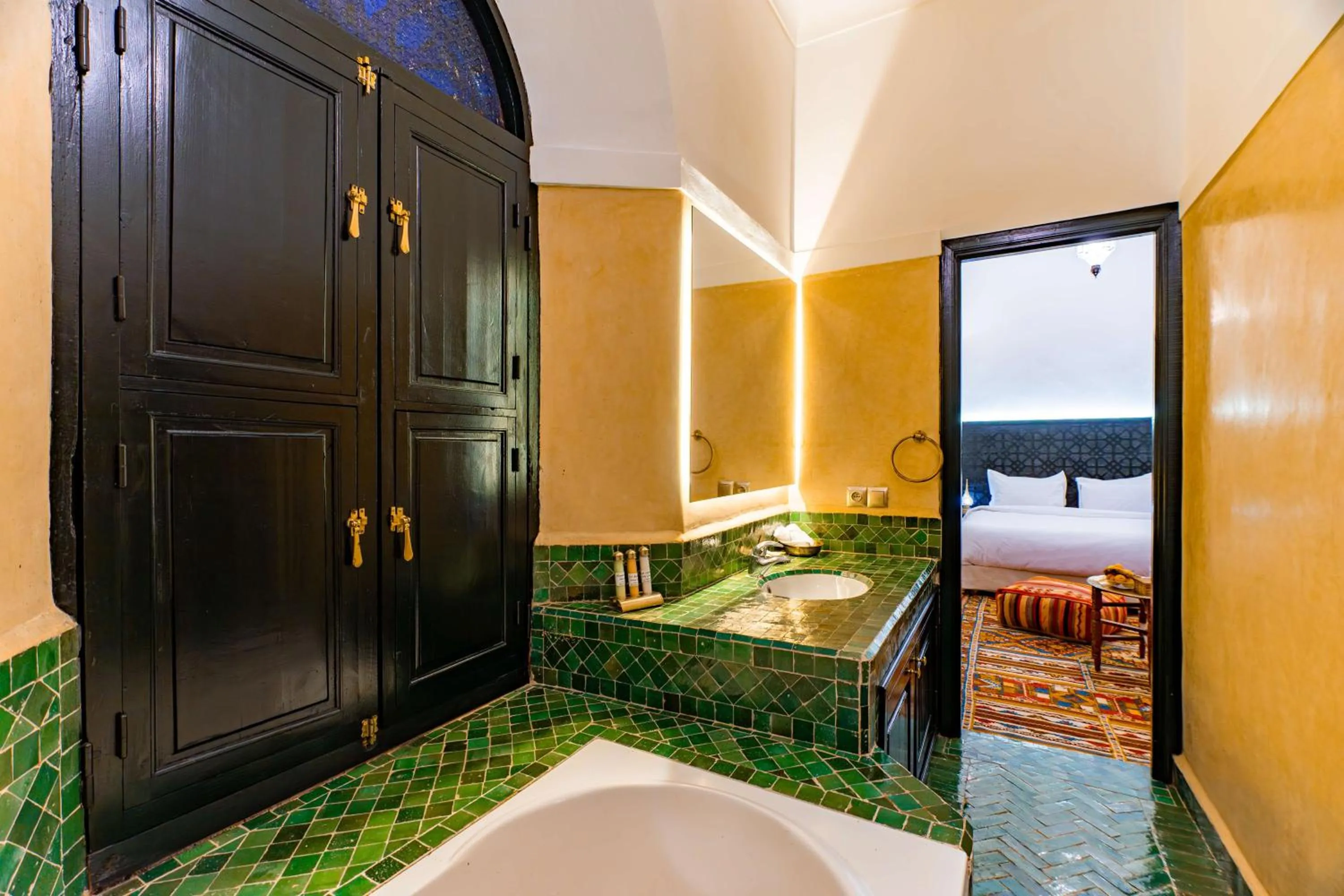 Bedroom, Bed in Riad Dar Dialkoum