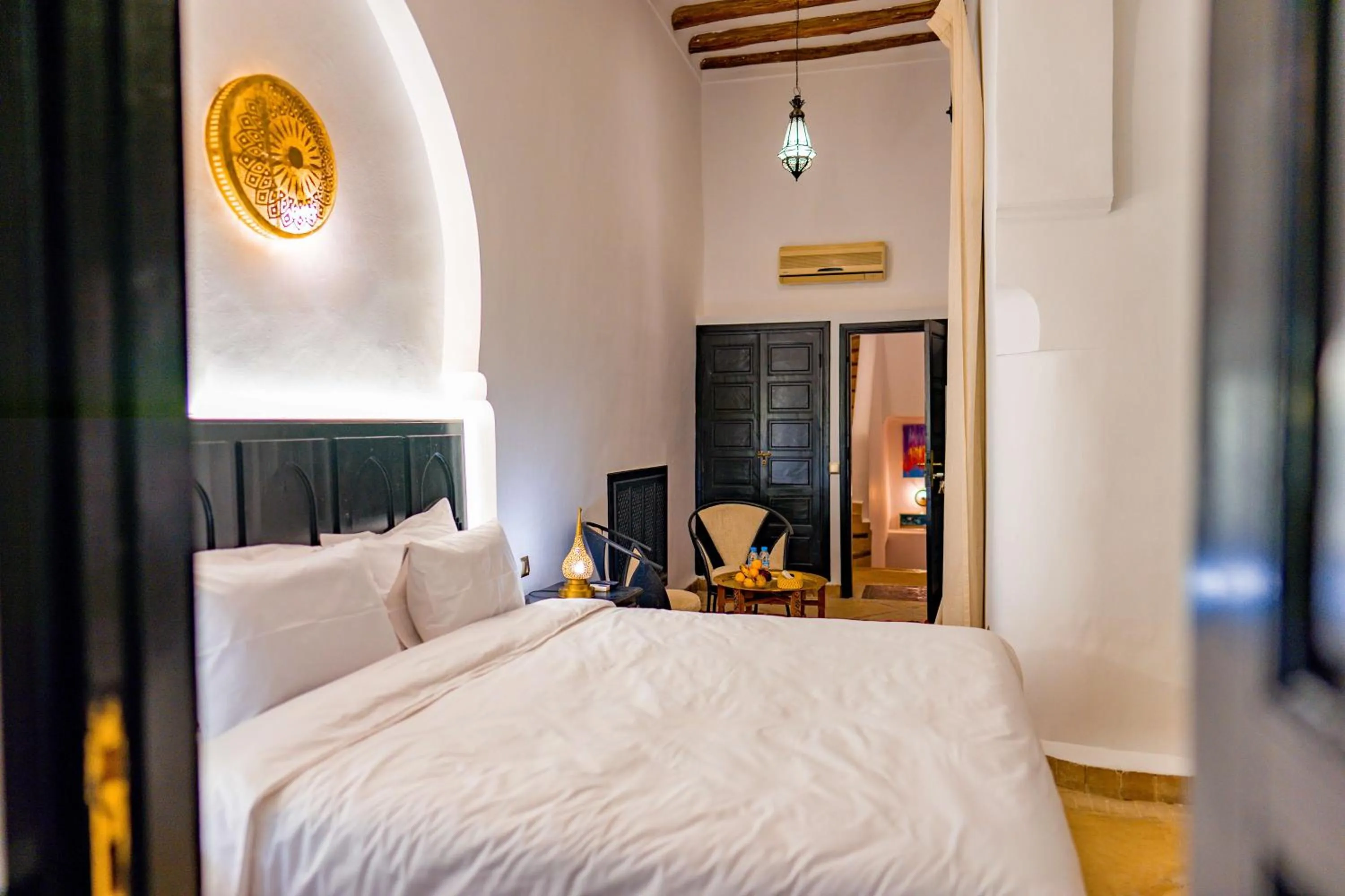 Bedroom, Bed in Riad Dar Dialkoum