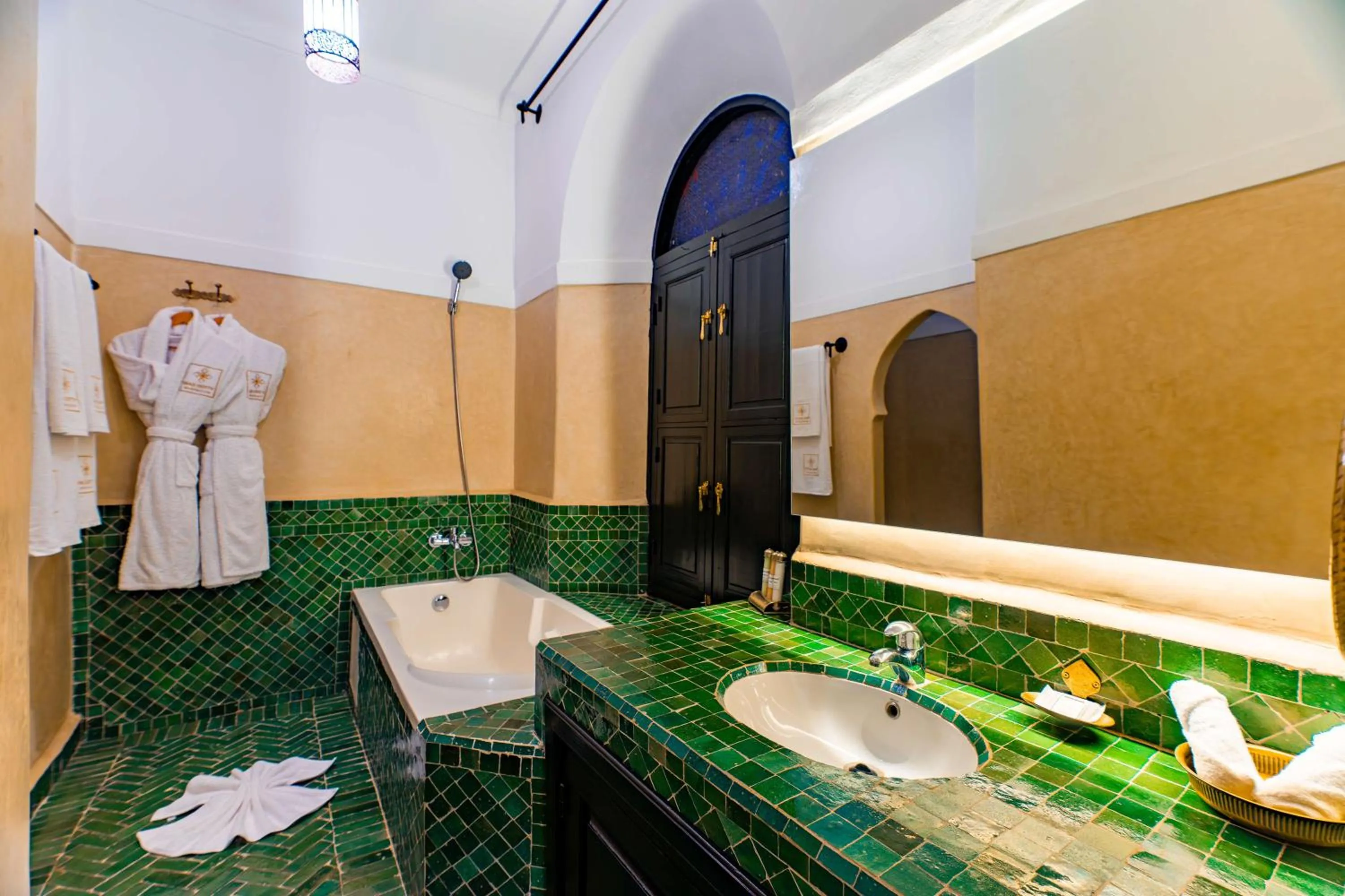 Bathroom in Riad Dar Dialkoum