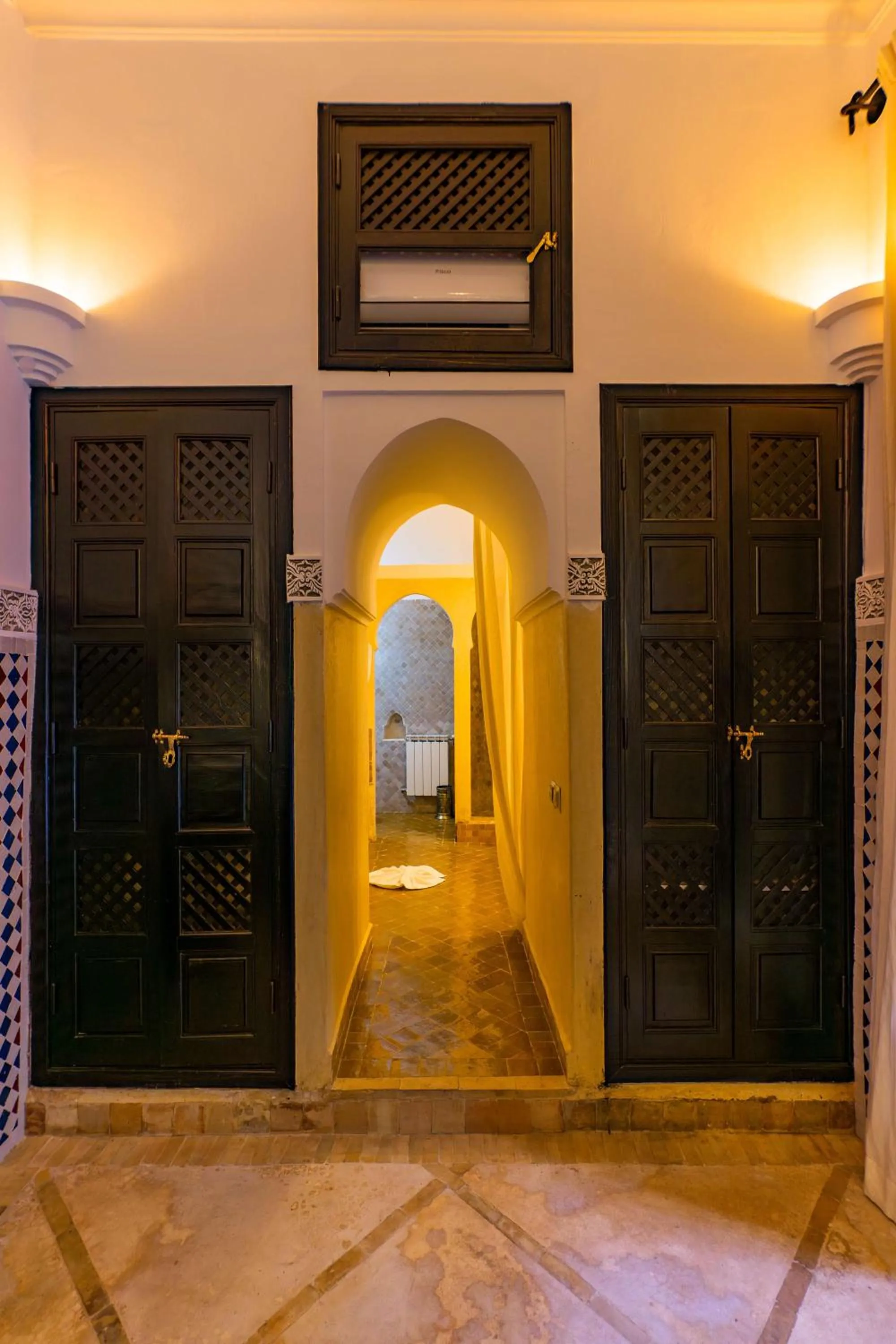 Bedroom in Riad Dar Dialkoum
