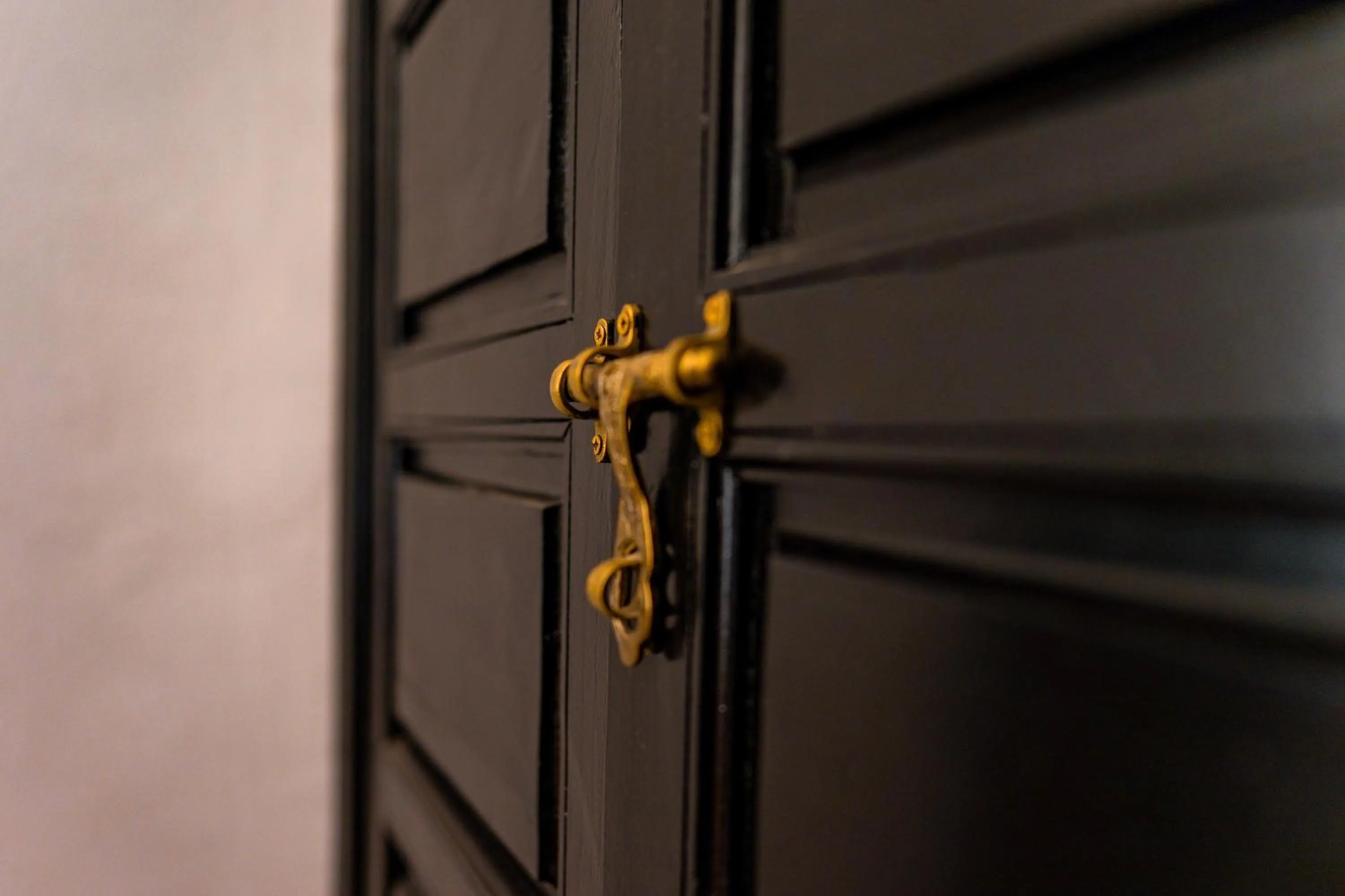 wardrobe in Riad Dar Dialkoum