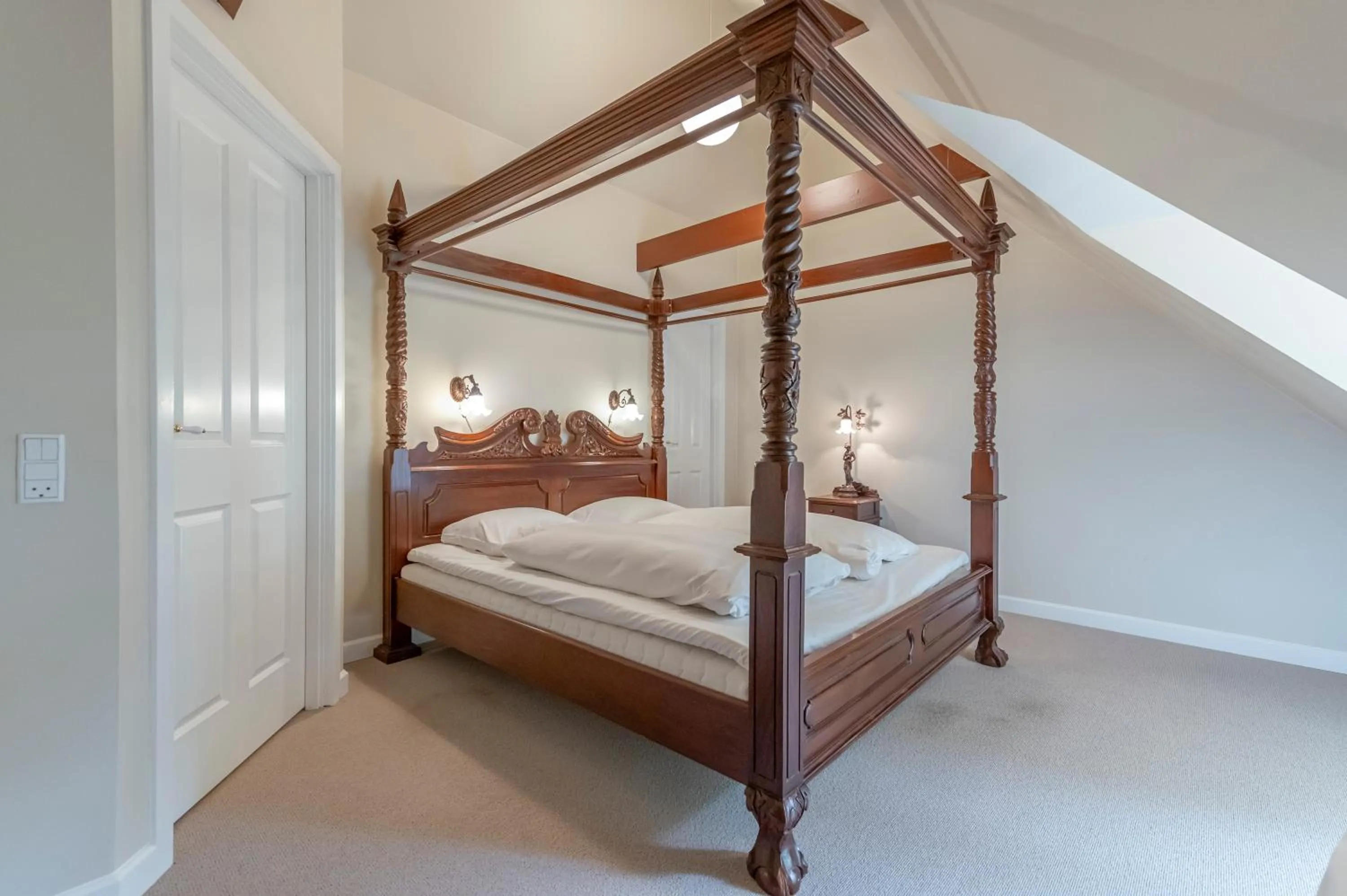 Bedroom, Bed in Bramslevgaard