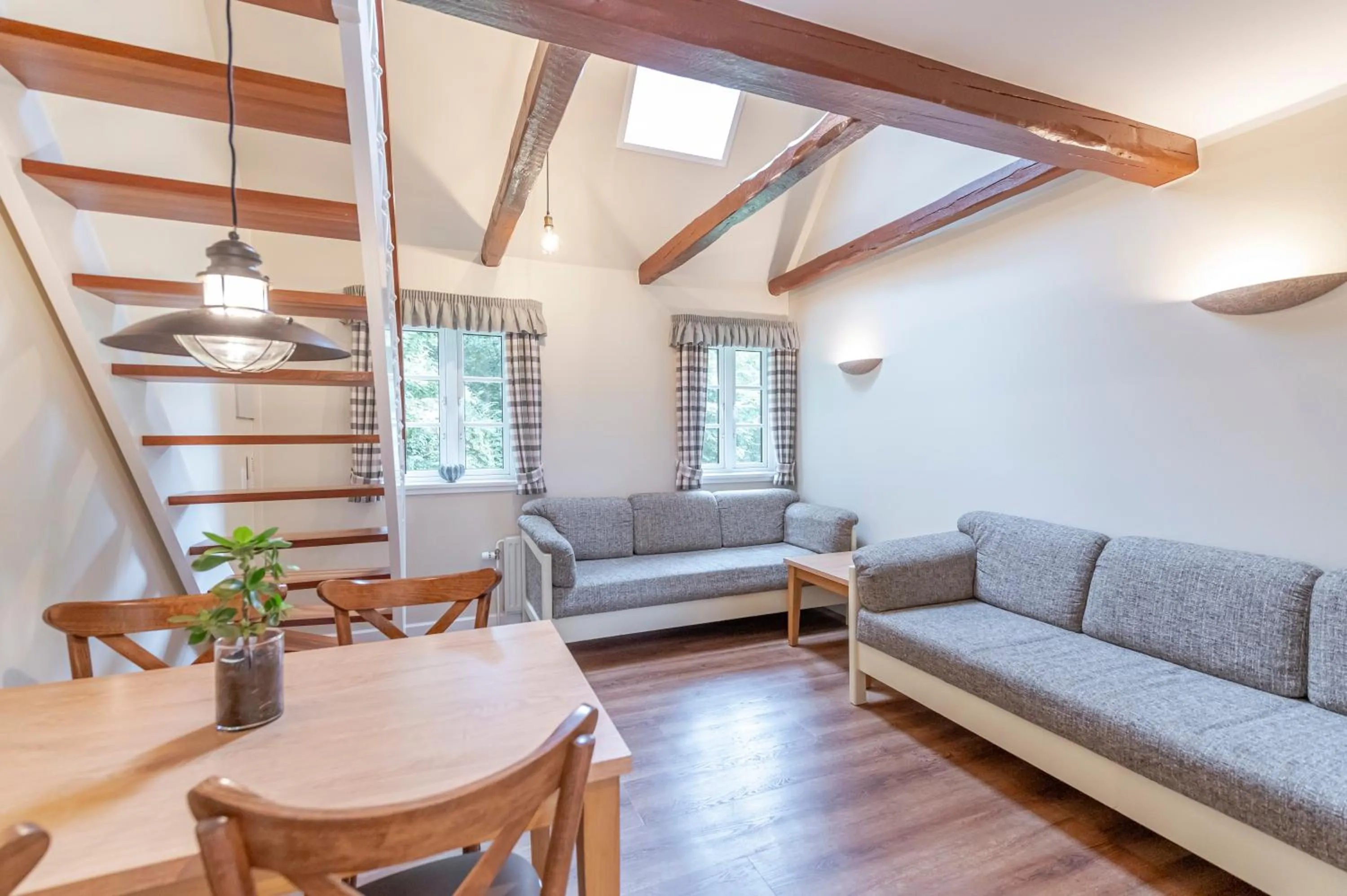 Dining area in Bramslevgaard