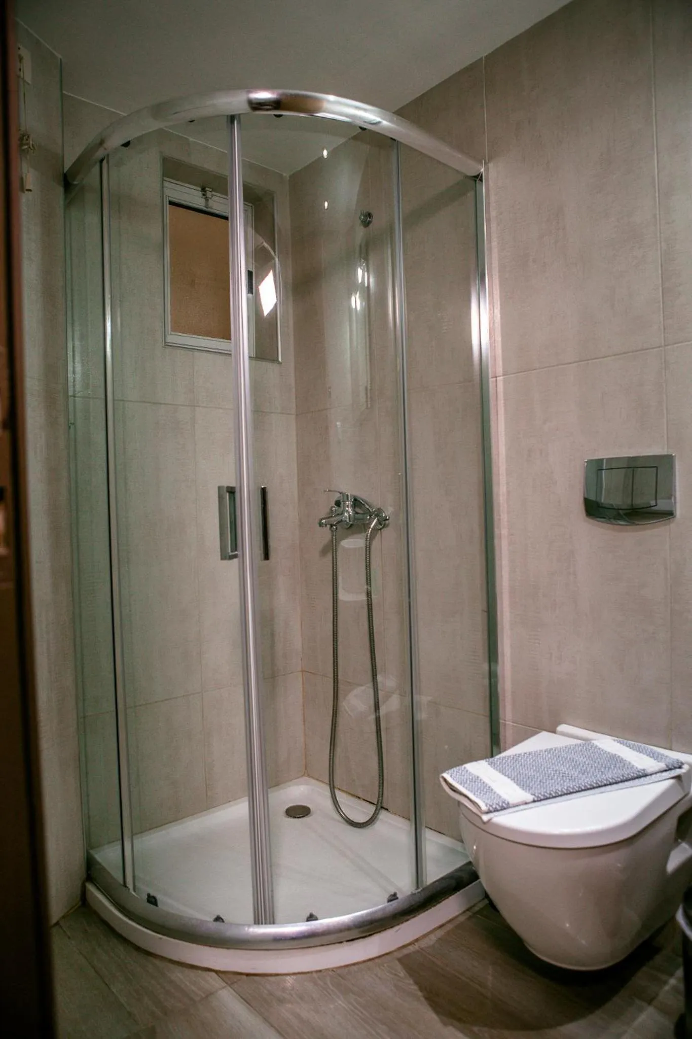 Theo Beach Hotel Apartments