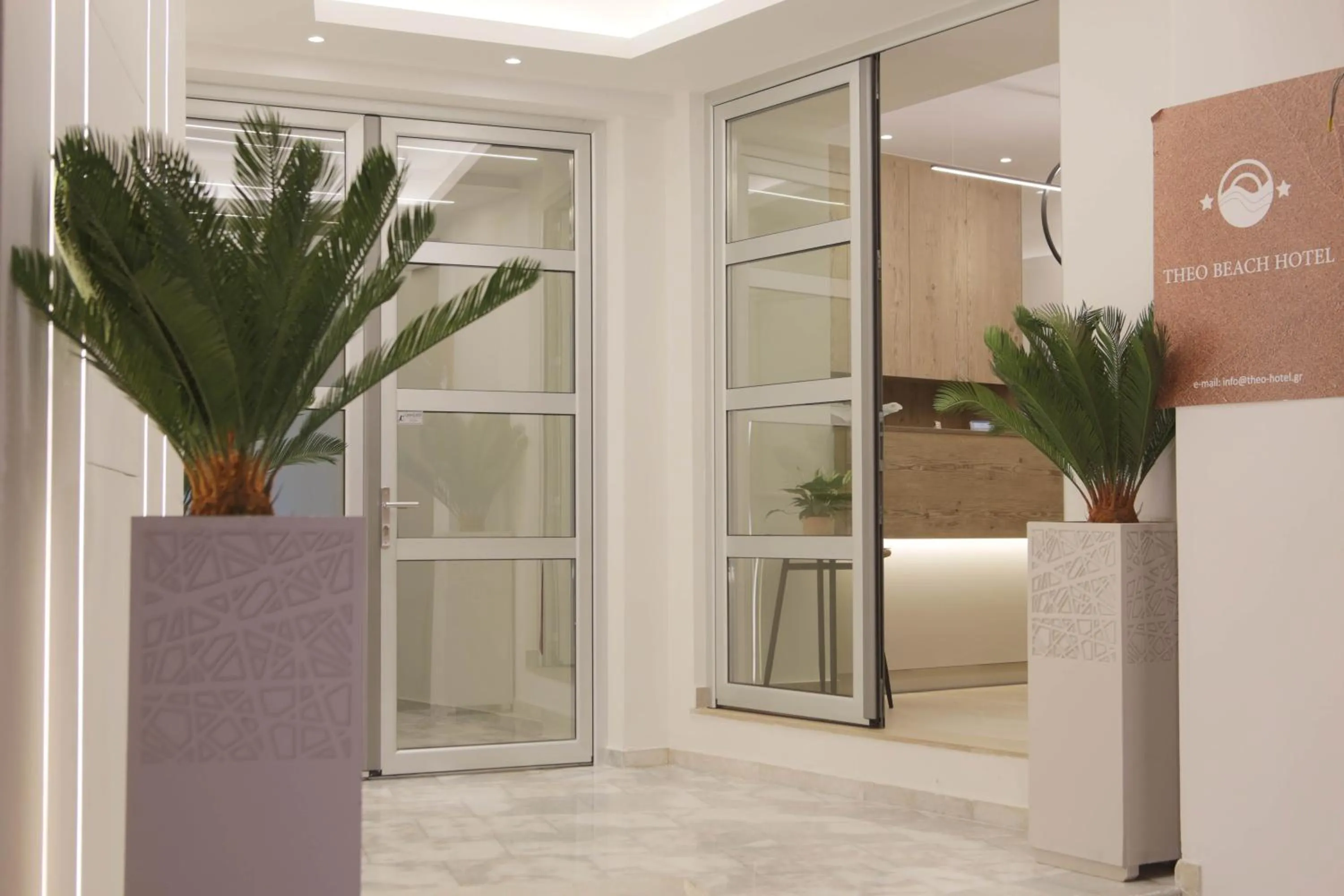 Theo Beach Hotel Apartments