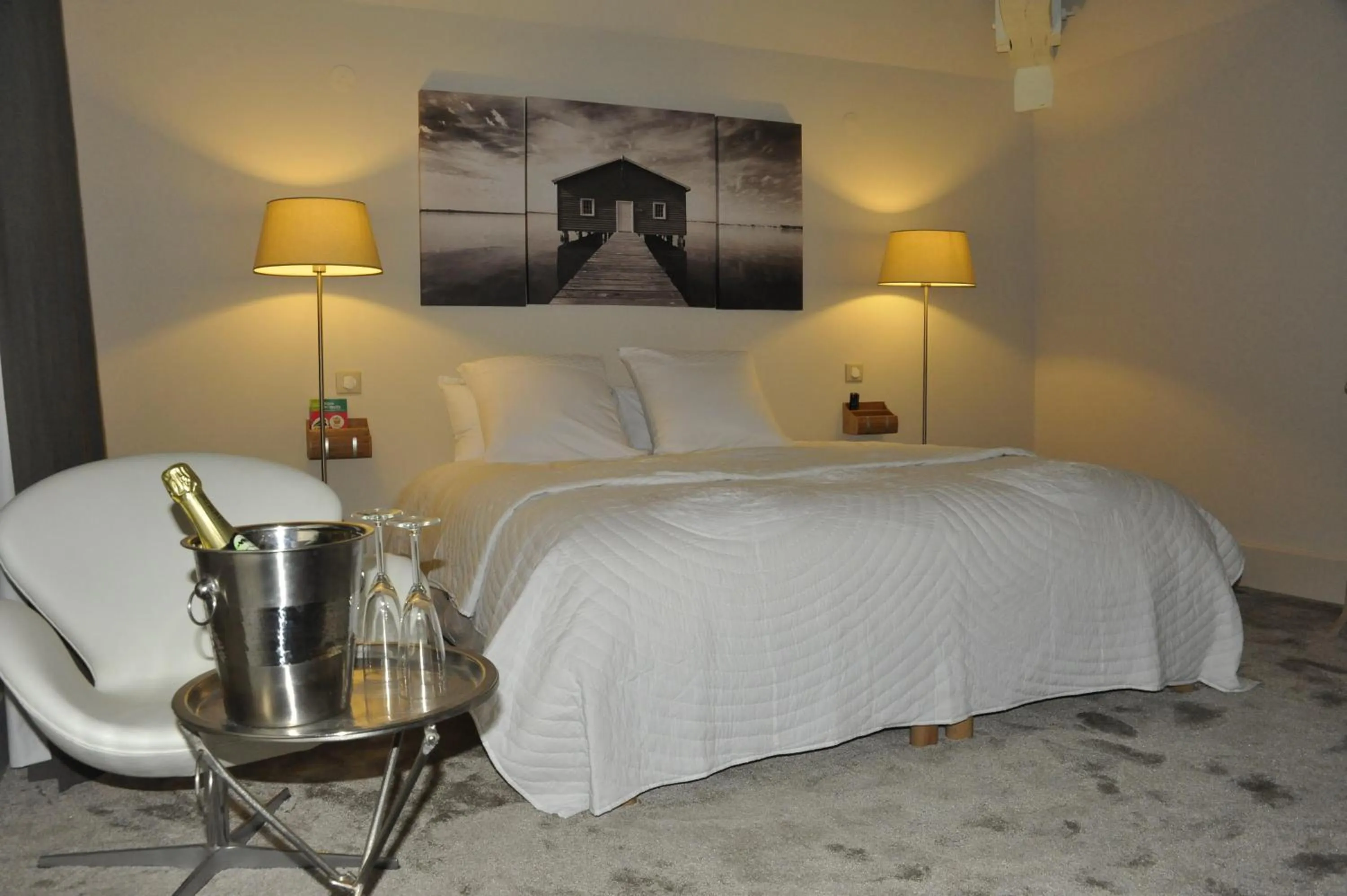 Bed in Domaine des Grands Cèdres