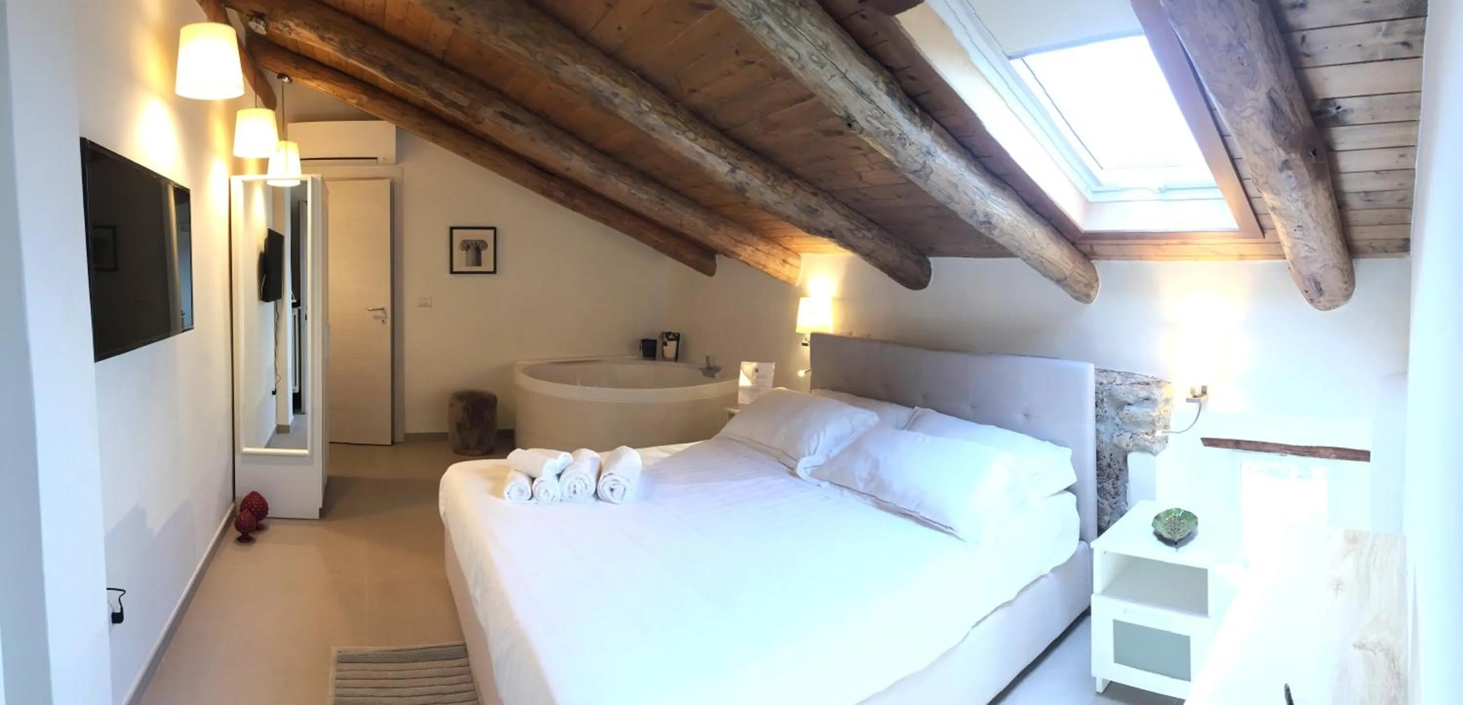 Photo of the whole room, Bed in Casa Rubini