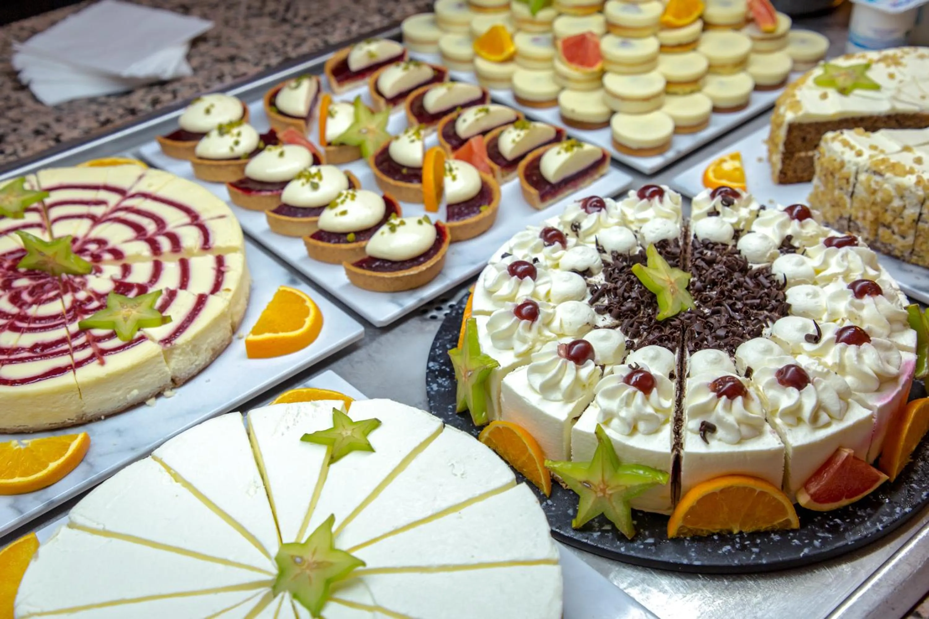 Restaurant/places to eat in Marmotel & Spa