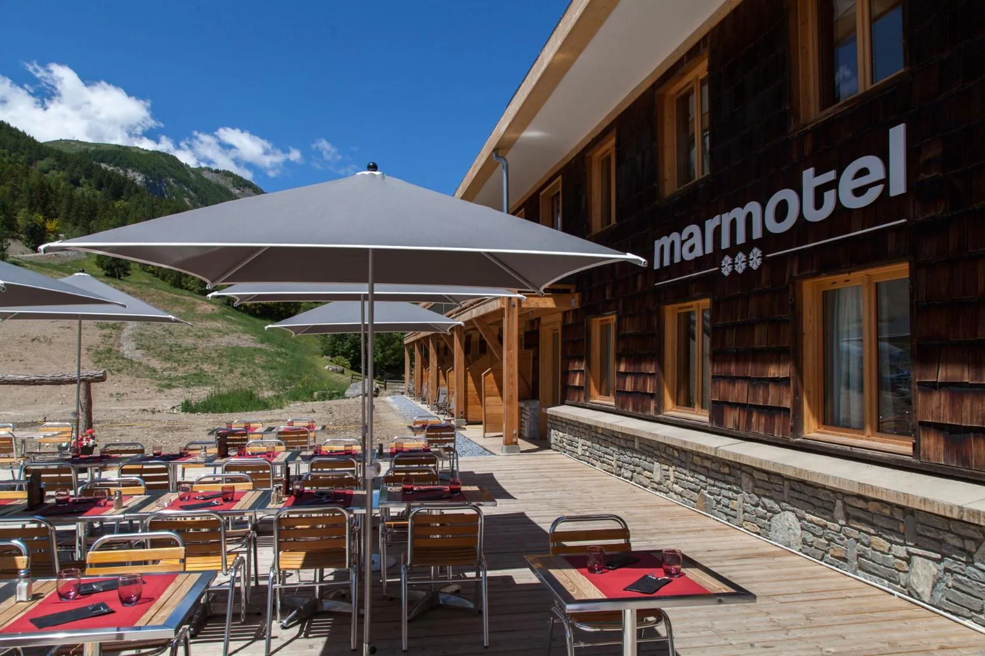 Restaurant/places to eat in Marmotel & Spa