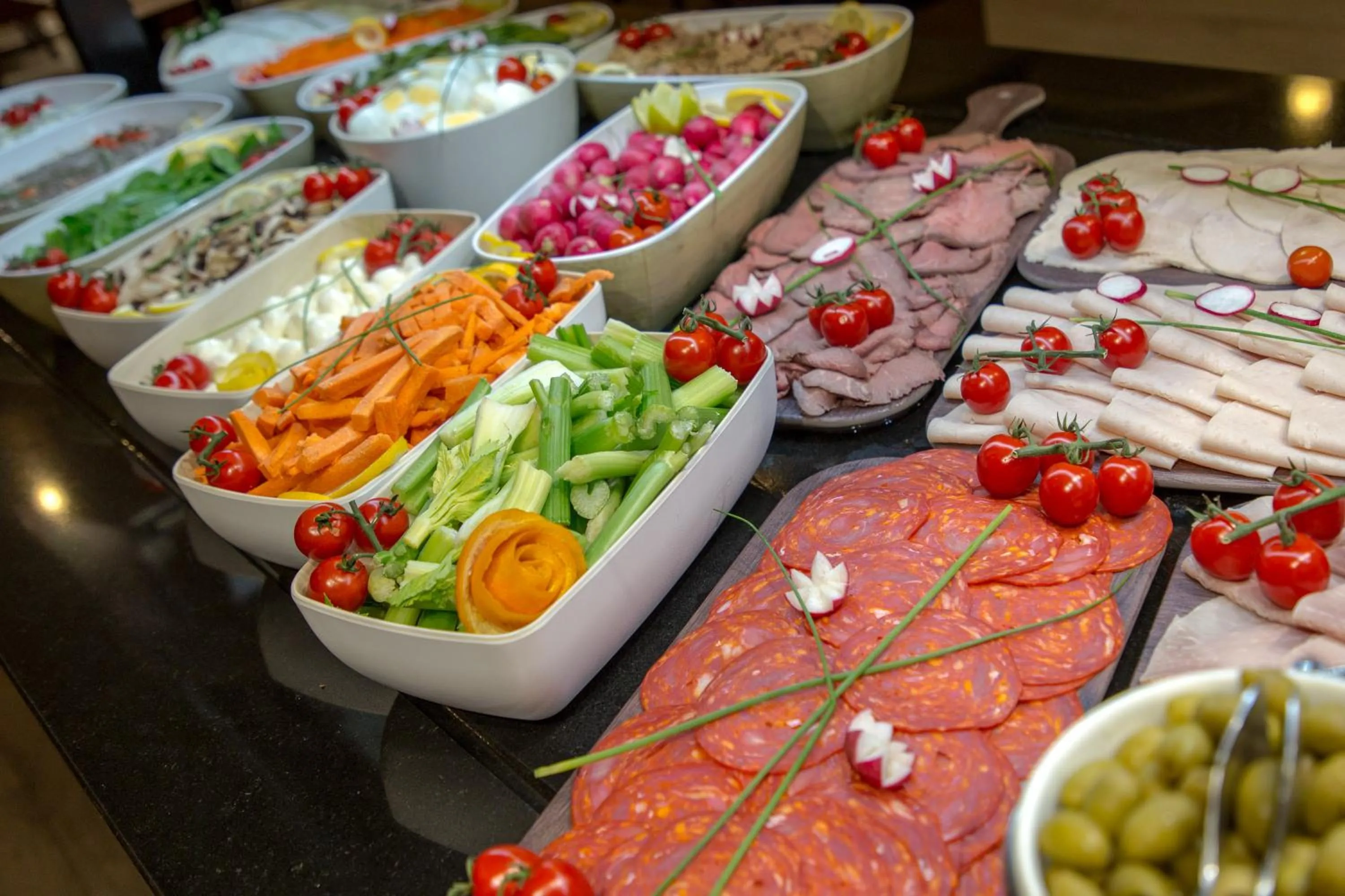 Restaurant/places to eat in Marmotel & Spa