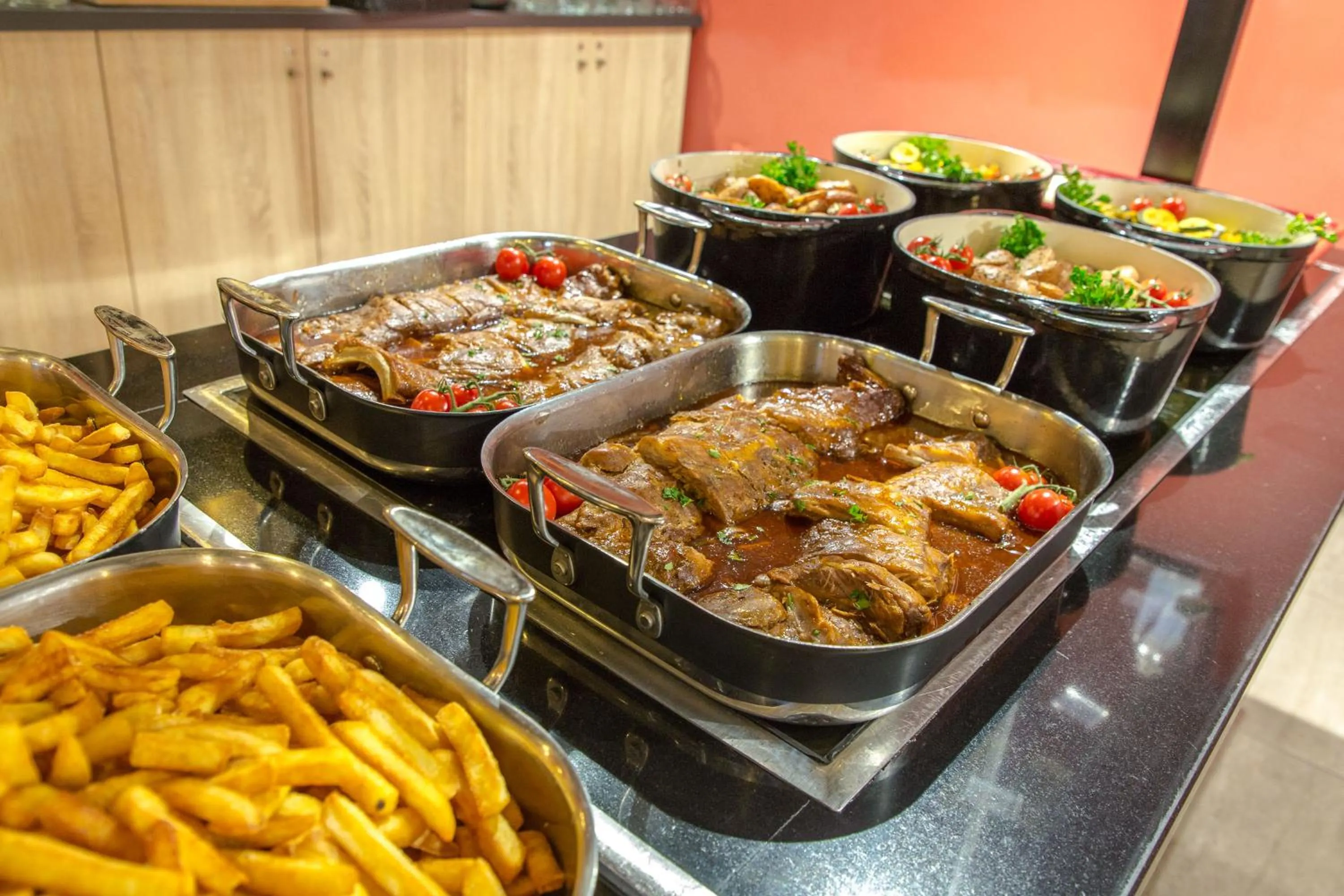 Restaurant/places to eat in Marmotel & Spa