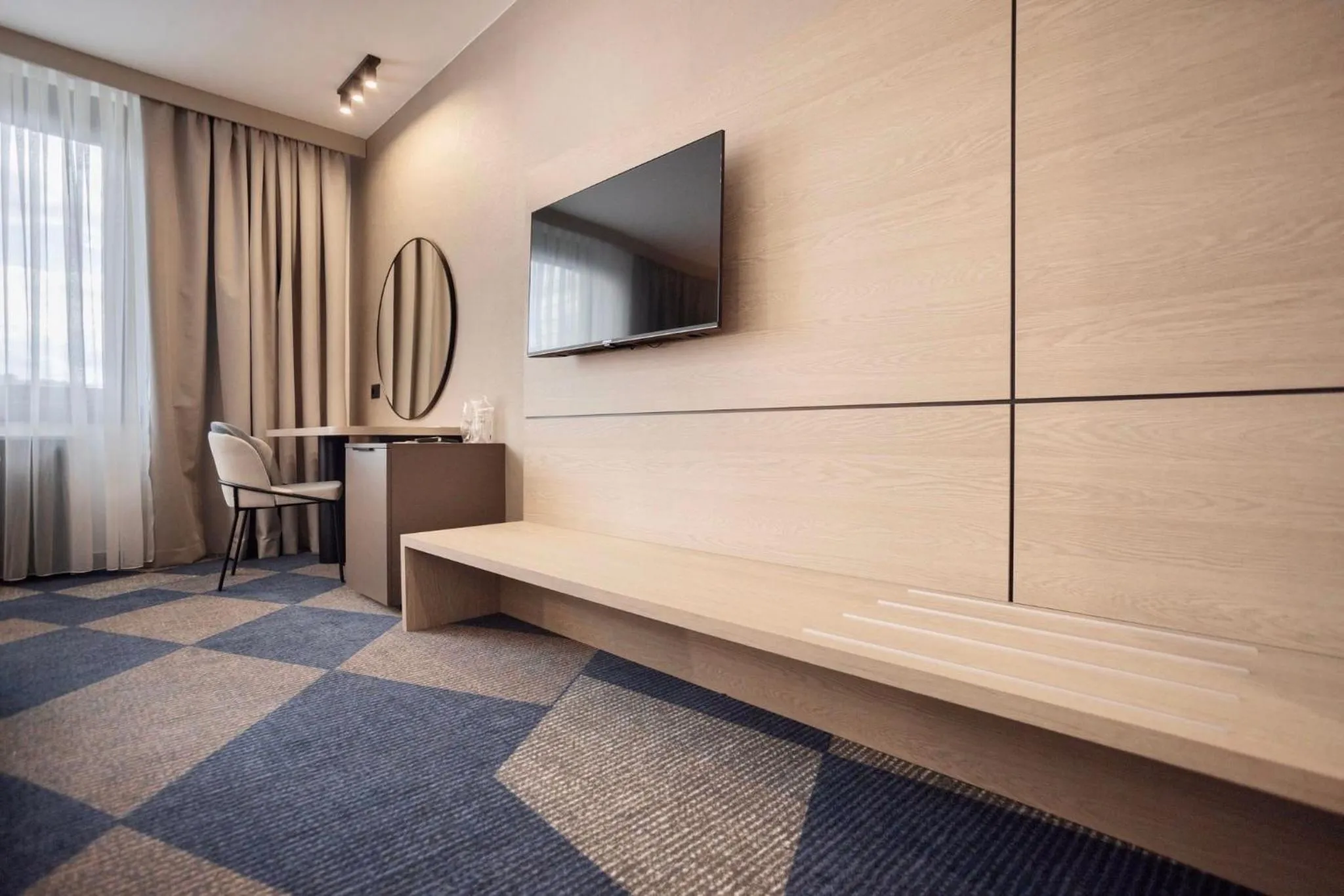 TV and multimedia in Hotel Holiday