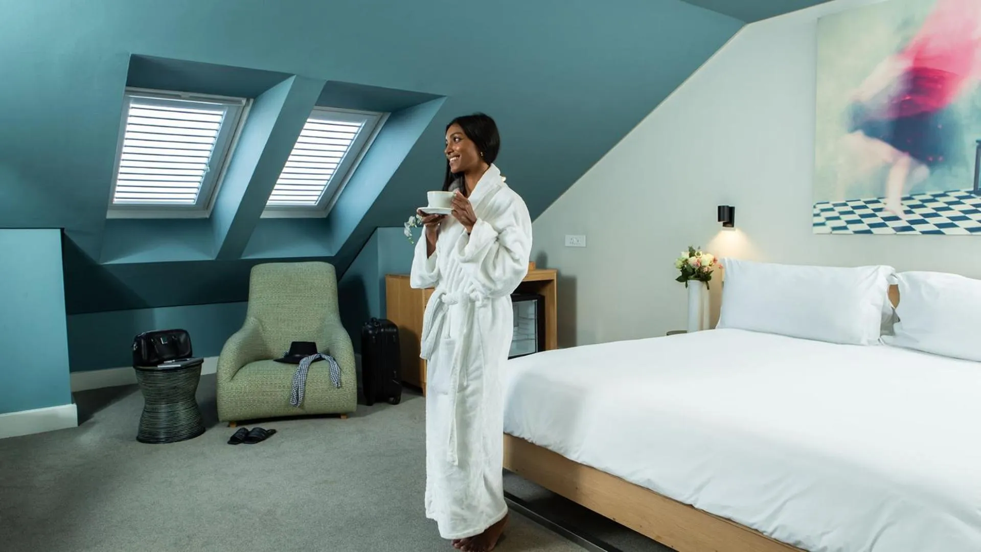 Photo of the whole room, Bed in Victoria & Alfred Hotel by NEWMARK