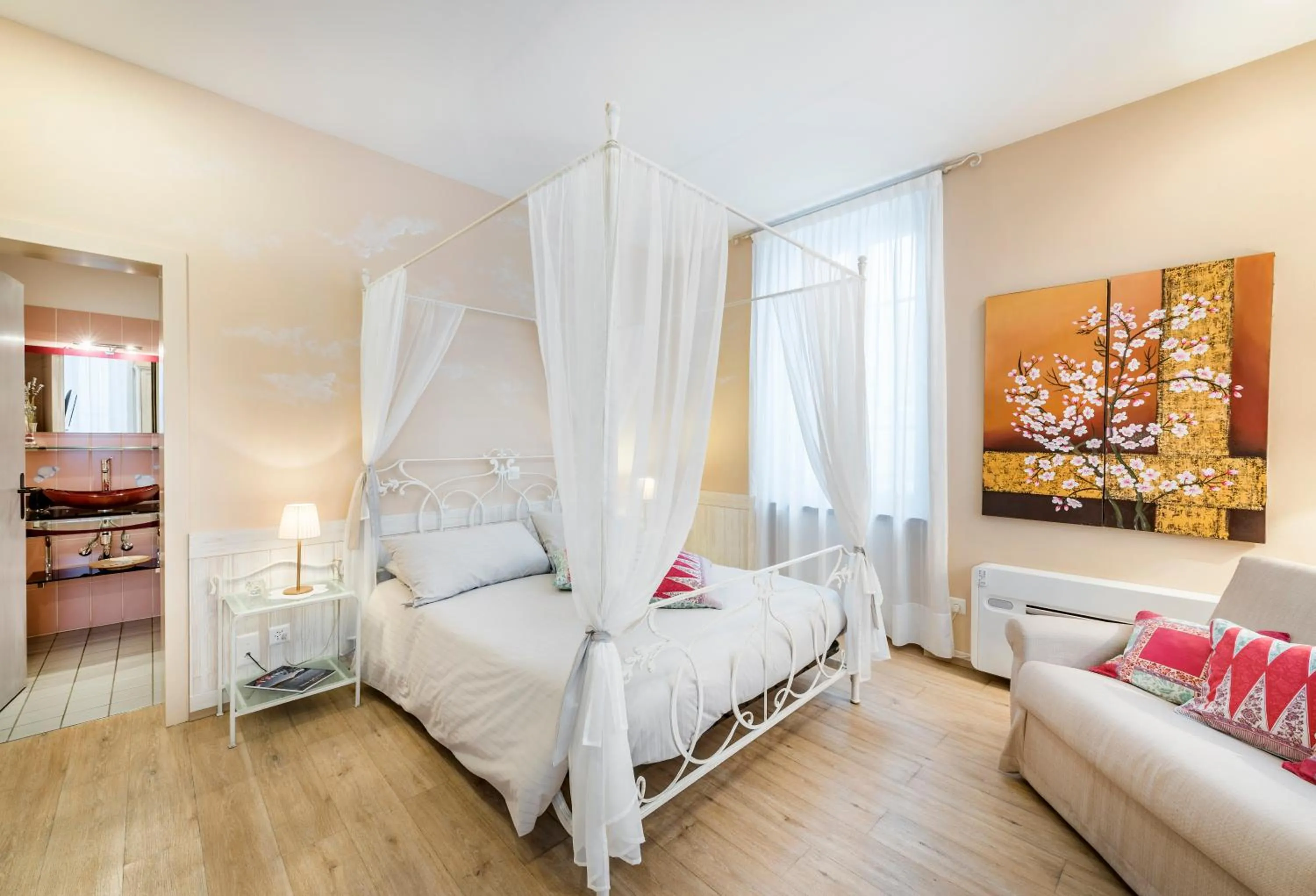 Photo of the whole room, Bed in Albergo Ristorante La Palma