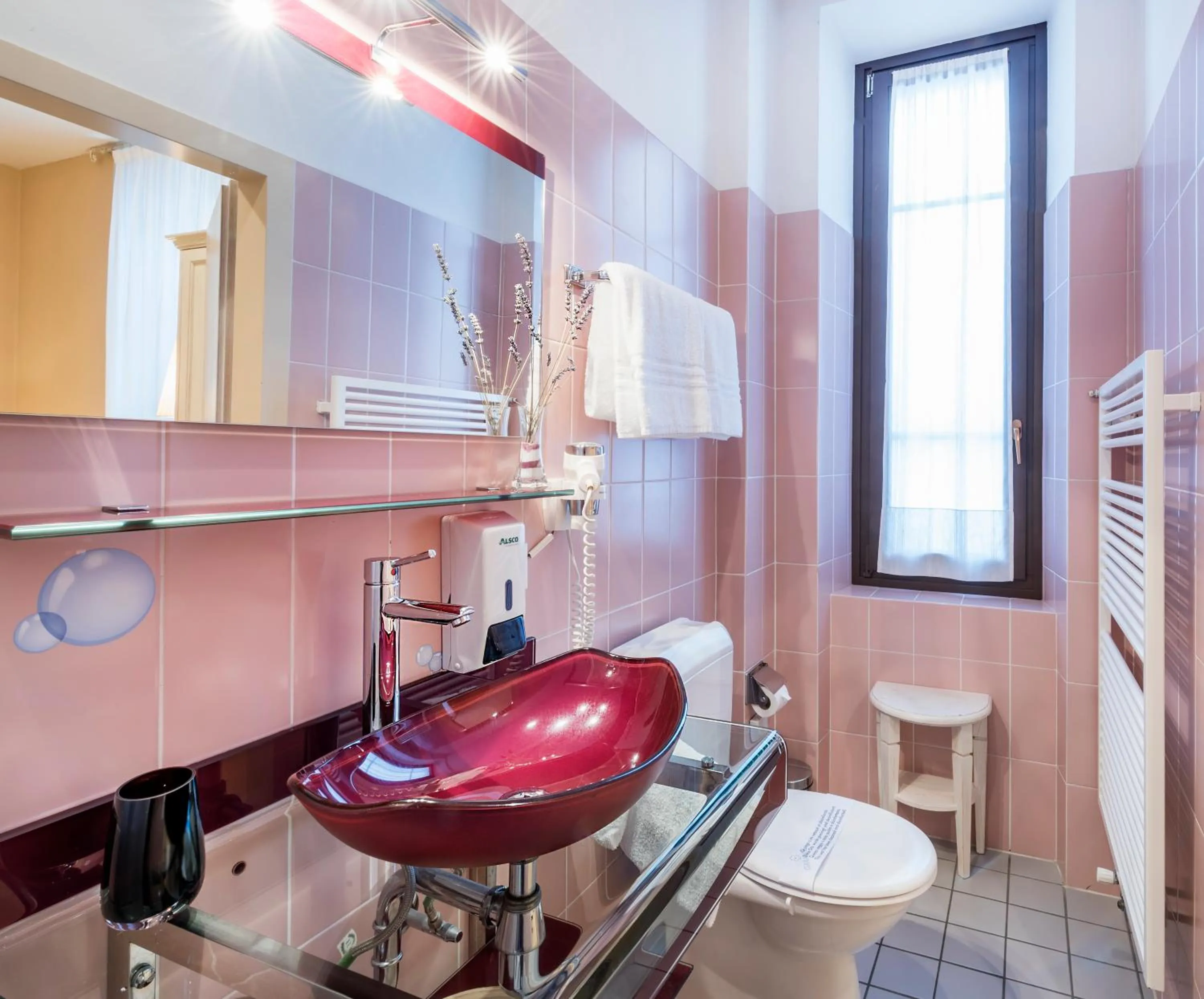 Shower in Albergo Ristorante La Palma