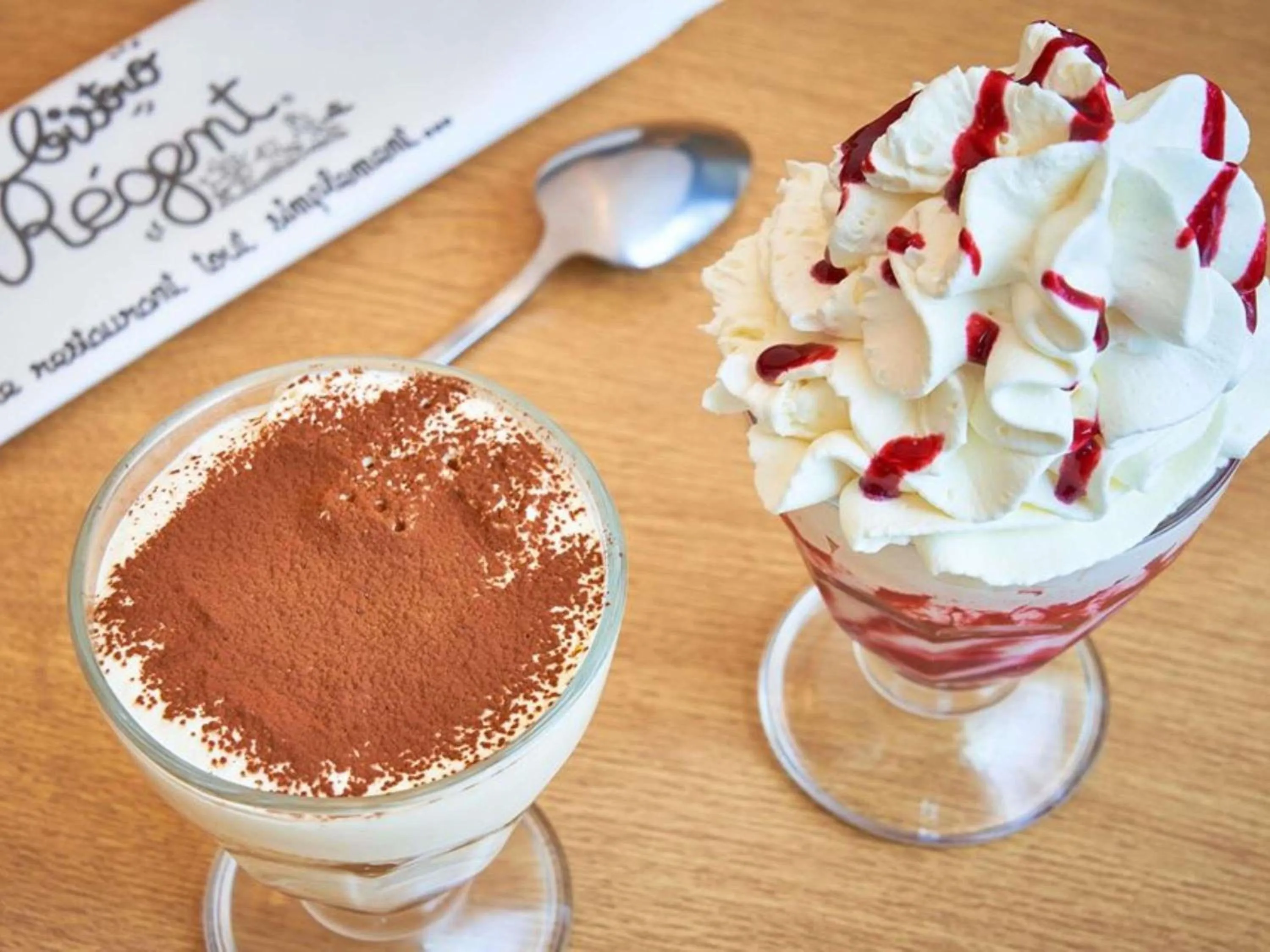 Restaurant/places to eat in ibis Styles Evry Courcouronnes Hotel and Events