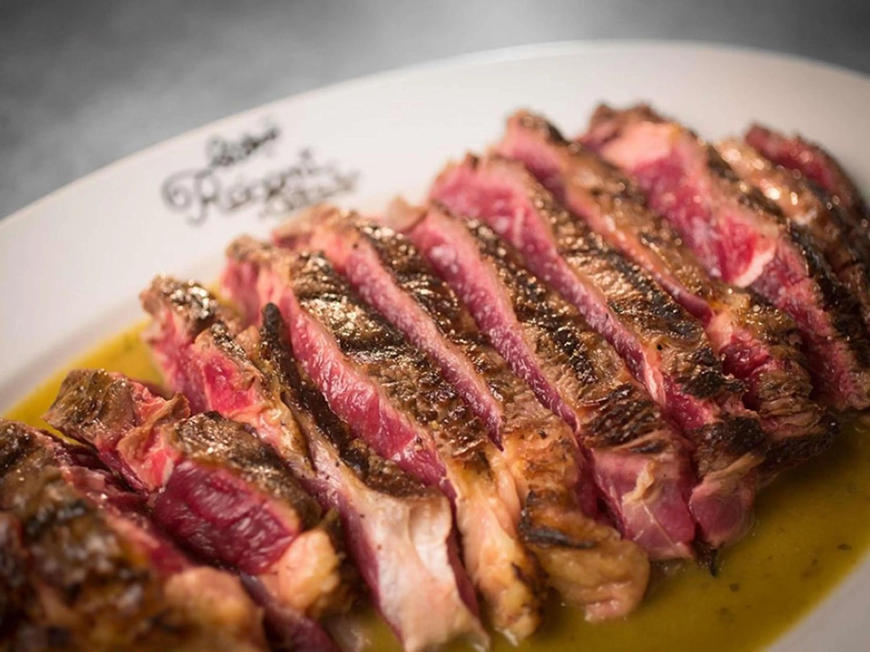 Restaurant/places to eat in ibis Styles Evry Courcouronnes Hotel and Events