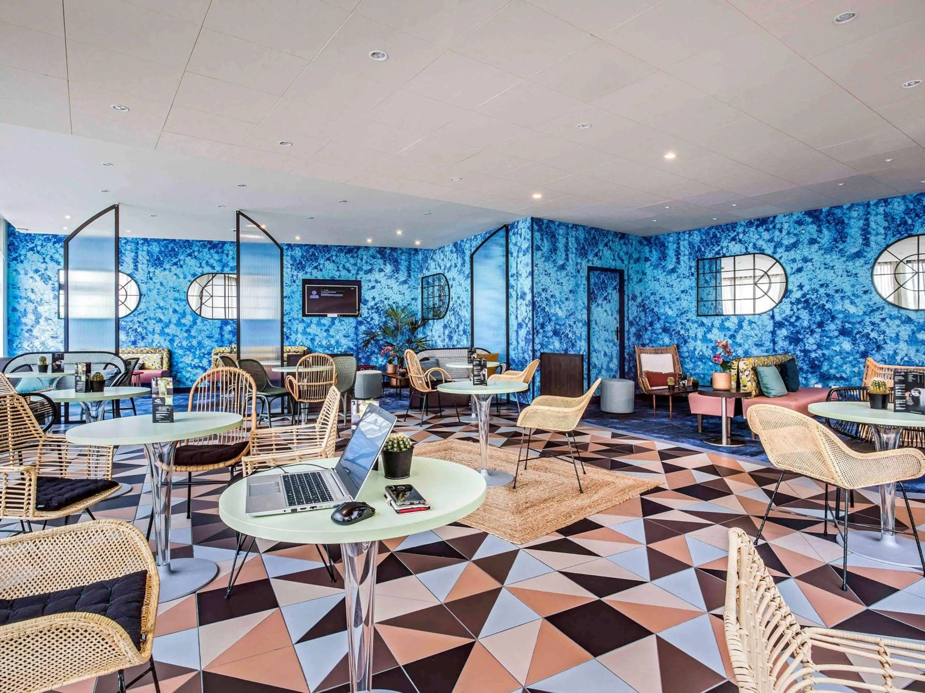 Property building in ibis Styles Evry Courcouronnes Hotel and Events