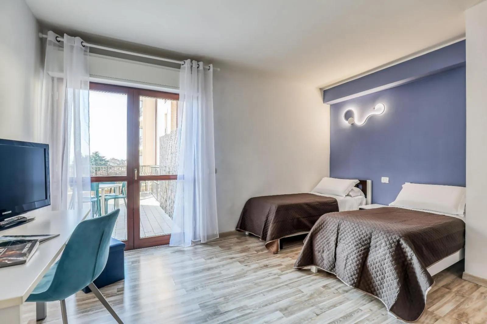 Photo of the whole room, Bed in Asso Residence