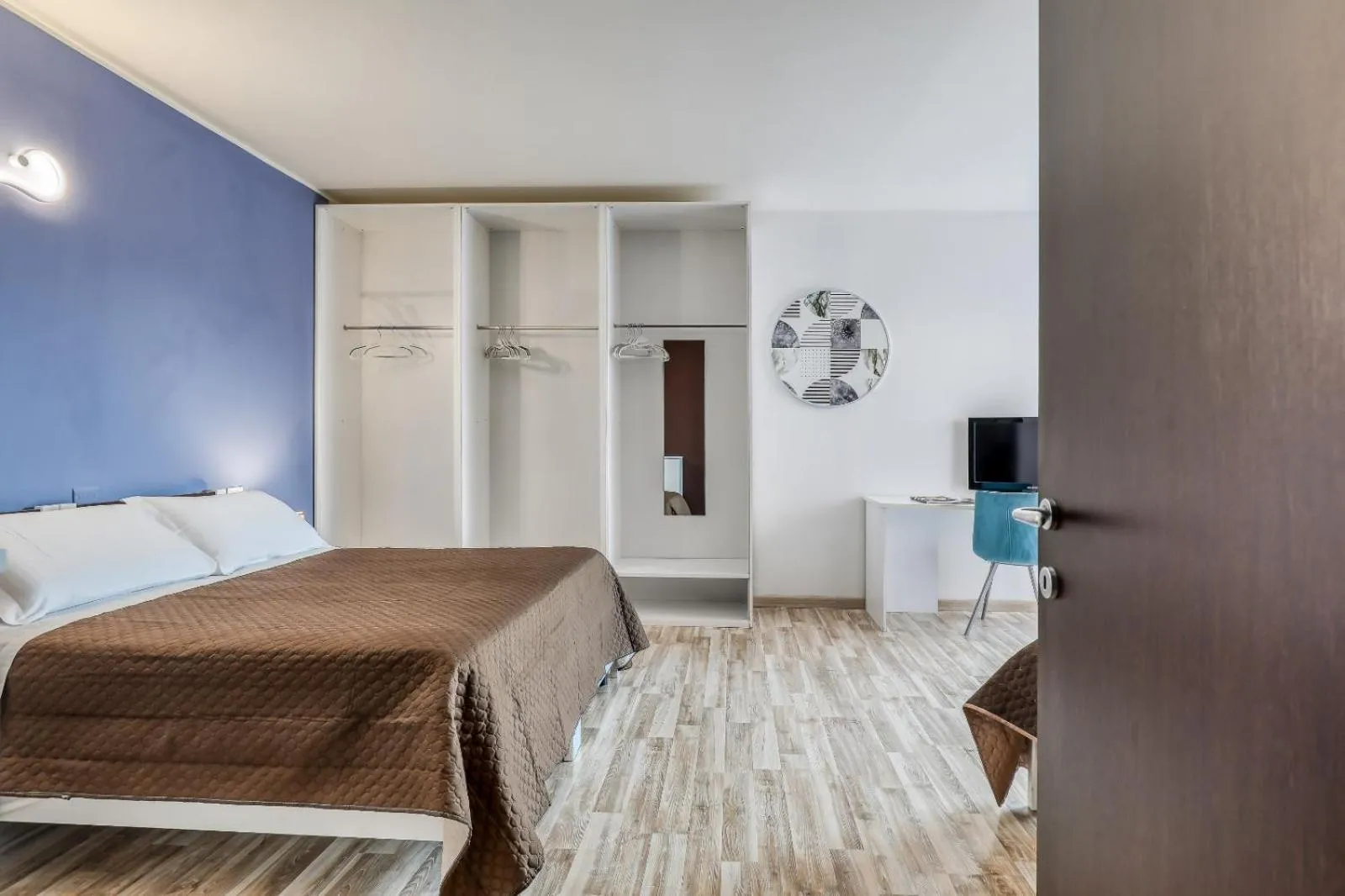 Photo of the whole room, Bed in Asso Residence