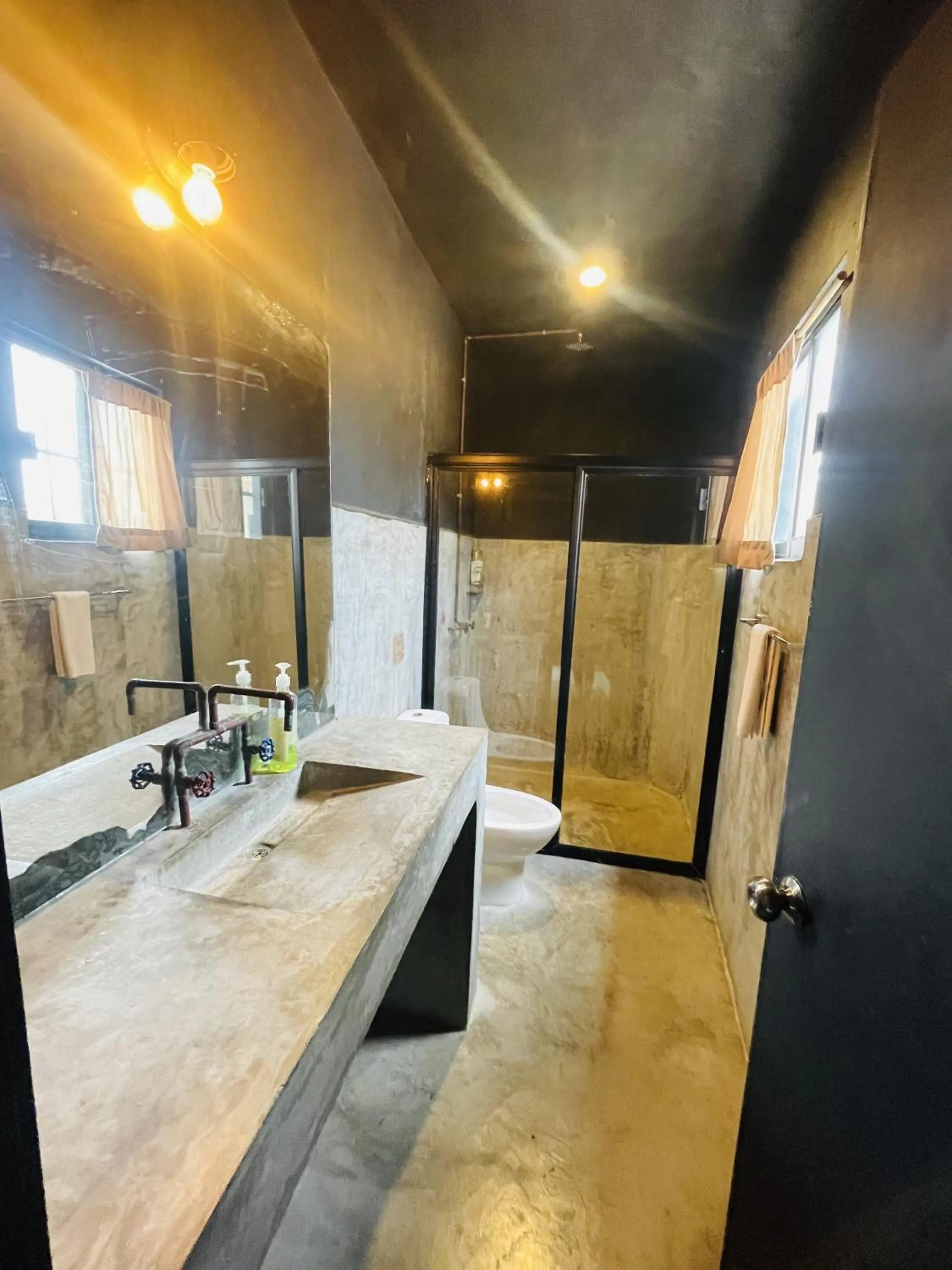 Shower in Aroma Tulum & beach club