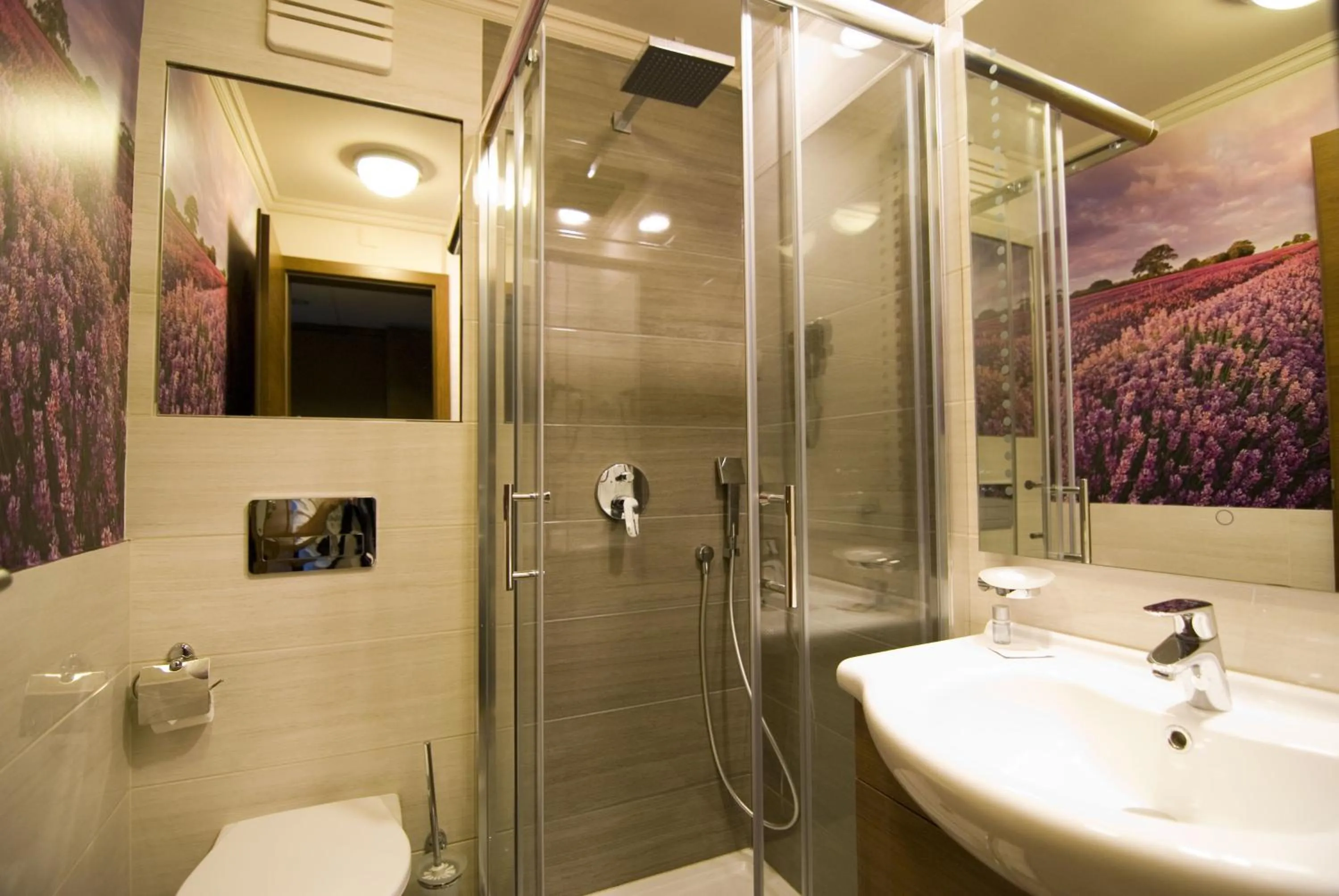 Bathroom in Golden Ball Club