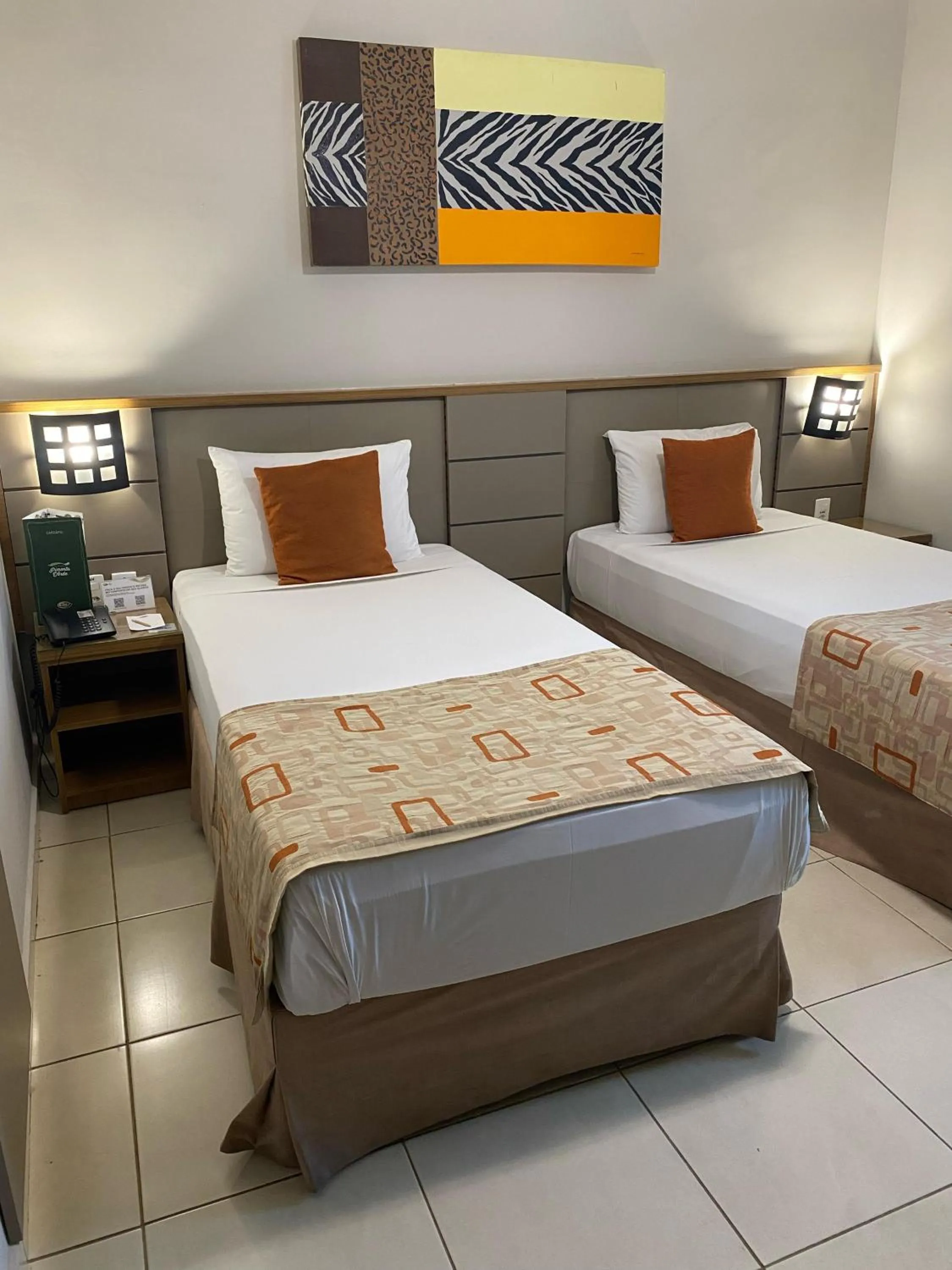 Quarto Superior com Ventilador 2 camas solteiro - single occupancy in Class Hotel Alfenas