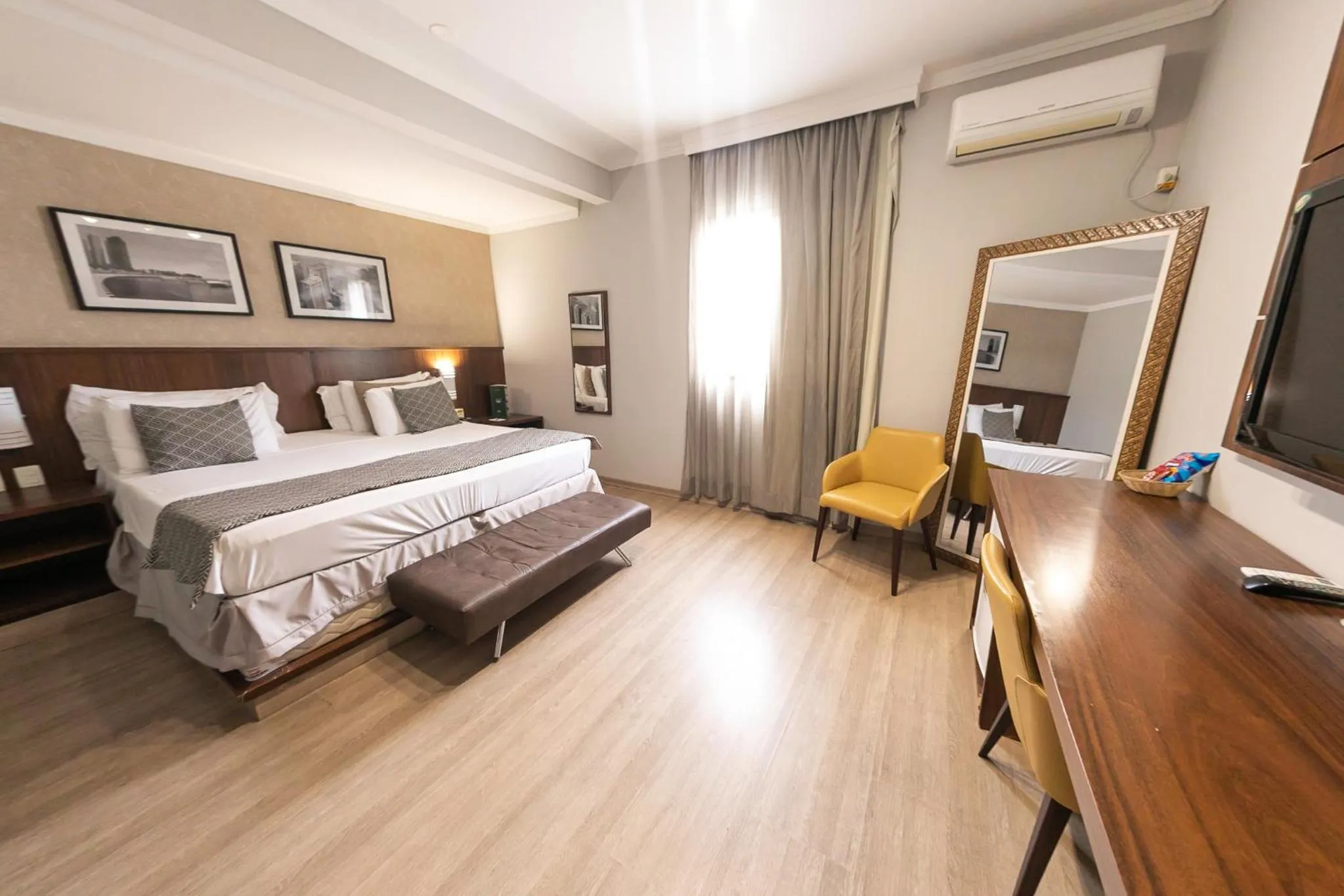 Bedroom, Bed in Class Hotel Varginha