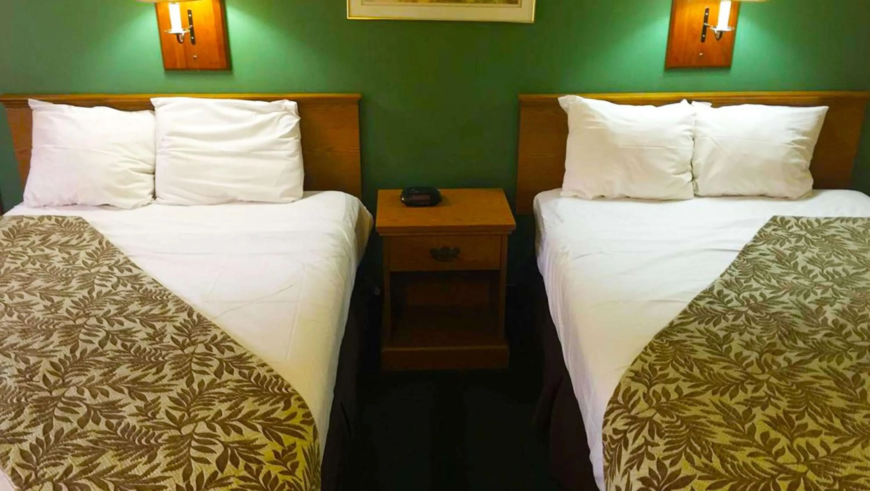 Photo of the whole room, Bed in M Star Hotel Covington