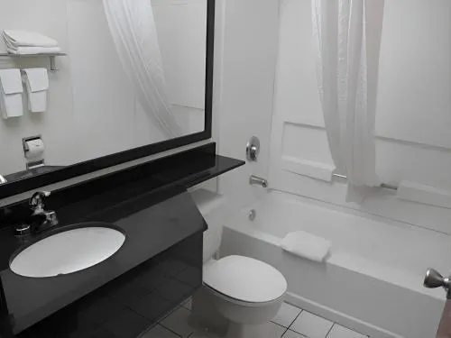 Rodeway Inn & Suites Chandler - Phoenix South I-10