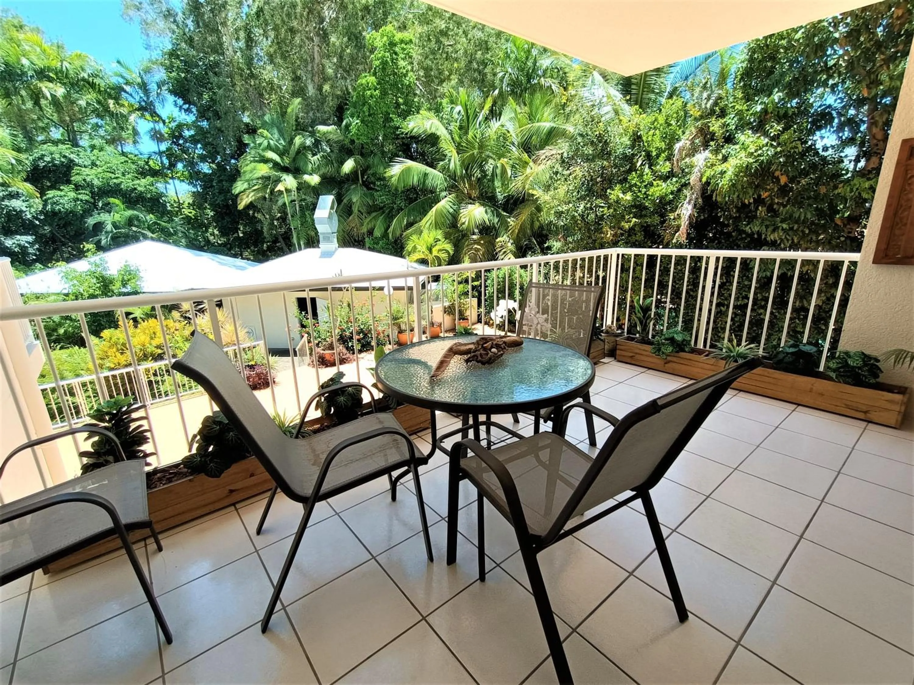 Balcony/Terrace in Golden Sands Beachfront Resort