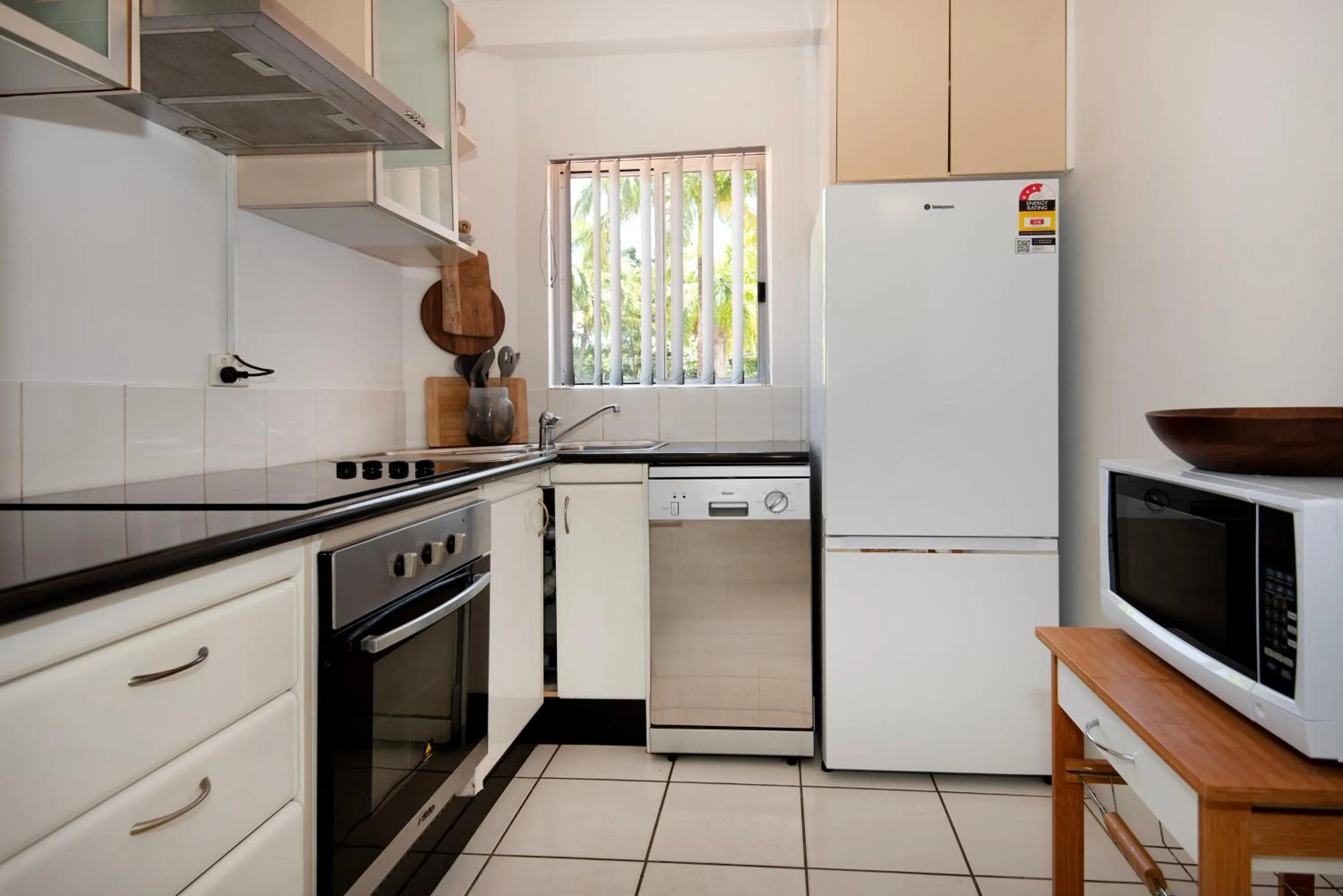 kitchen in Golden Sands Beachfront Resort