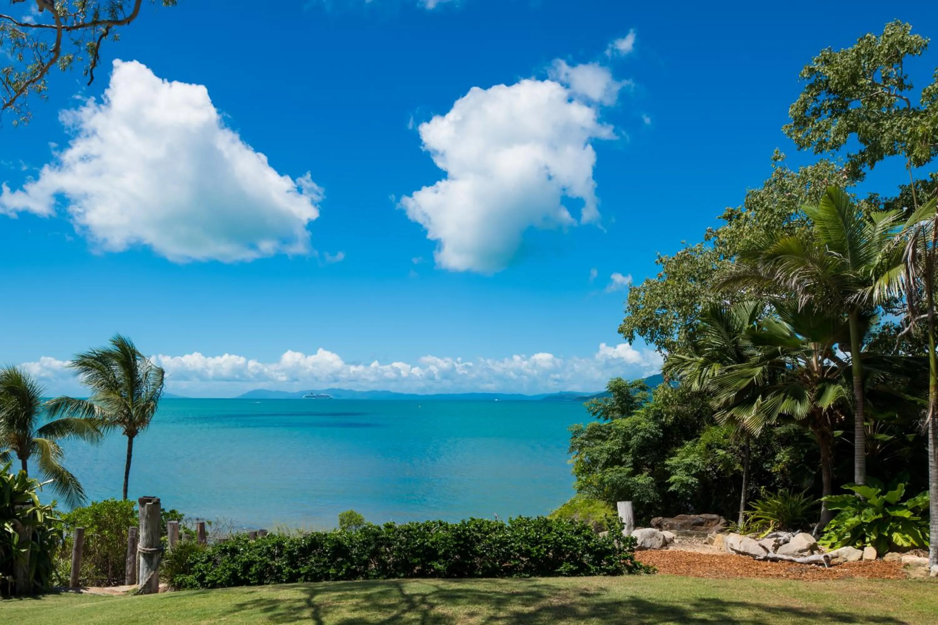 Sea view in Freedom Shores Resort Airlie Beach
