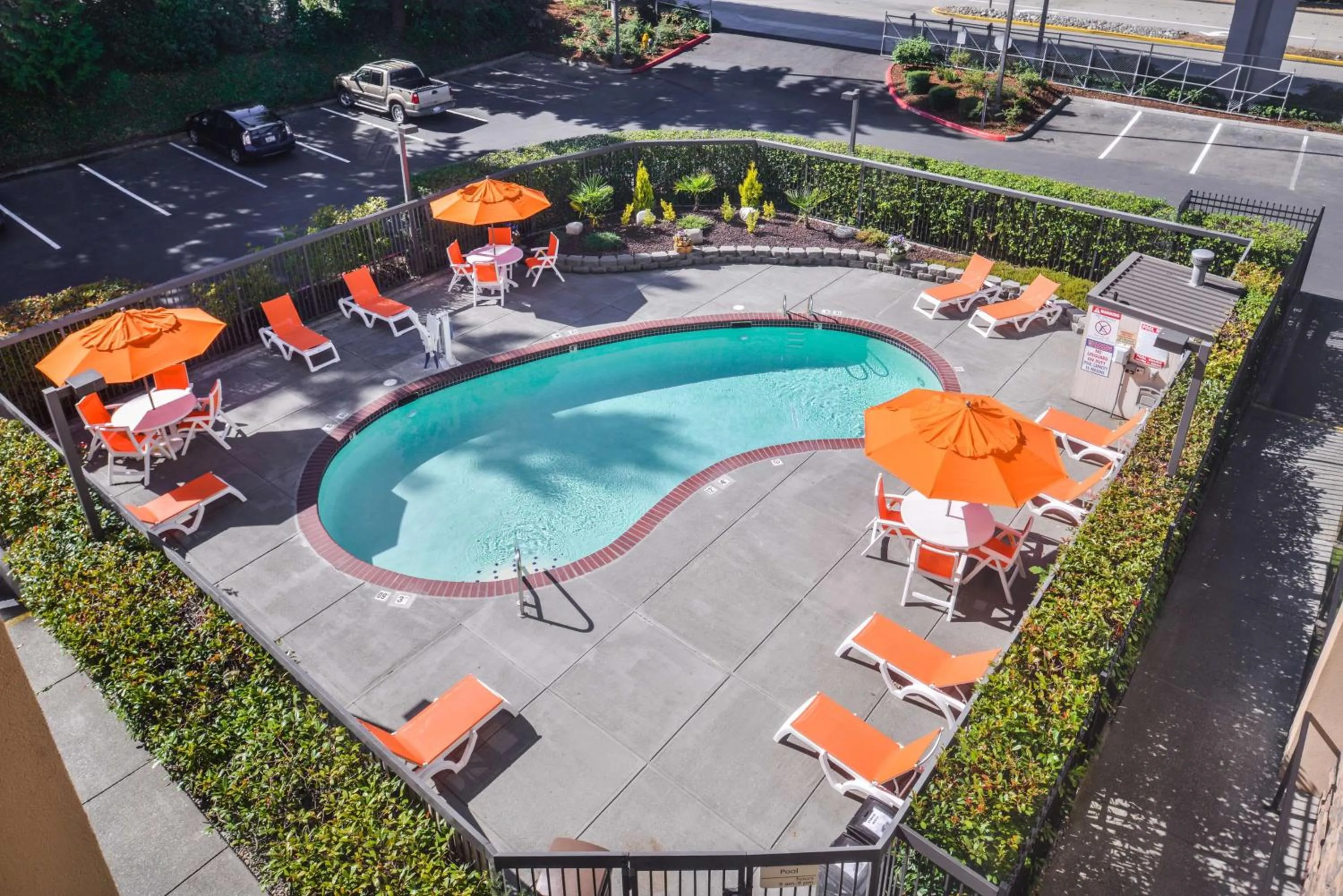 Pool view in Hampton Inn Seattle Airport