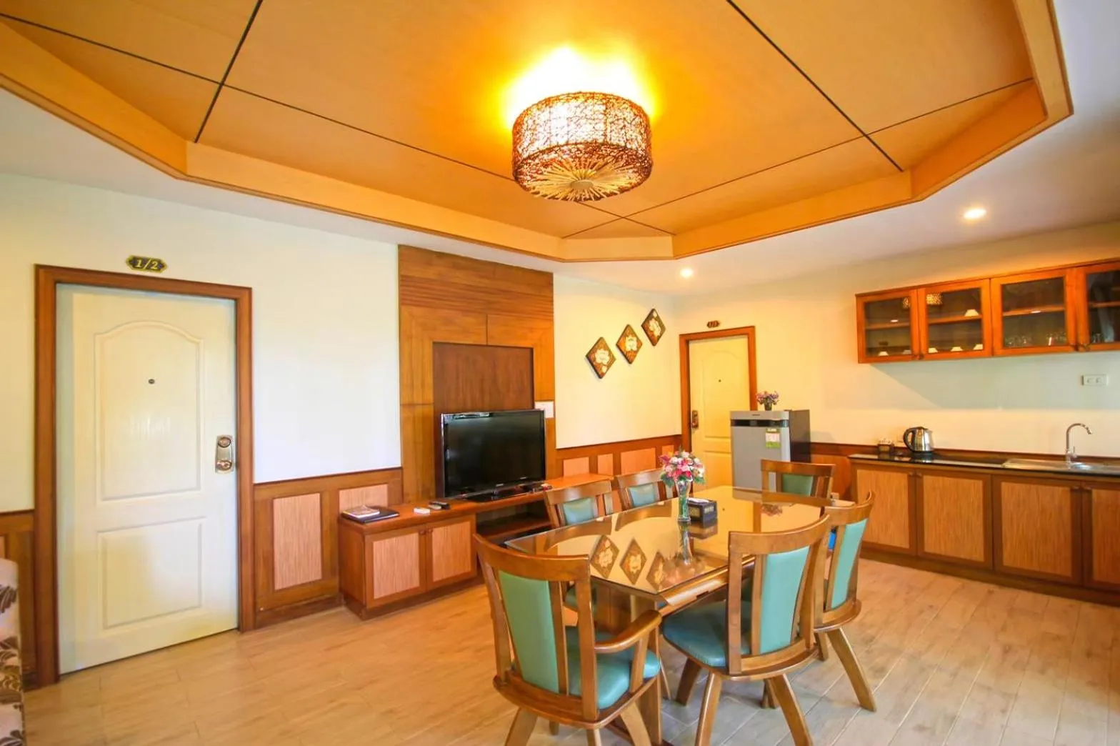 TV and multimedia in Chawalun Resort