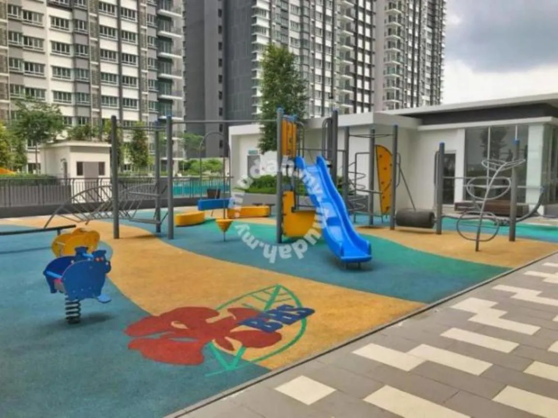 Garden in AZ Homestay @ Southville City