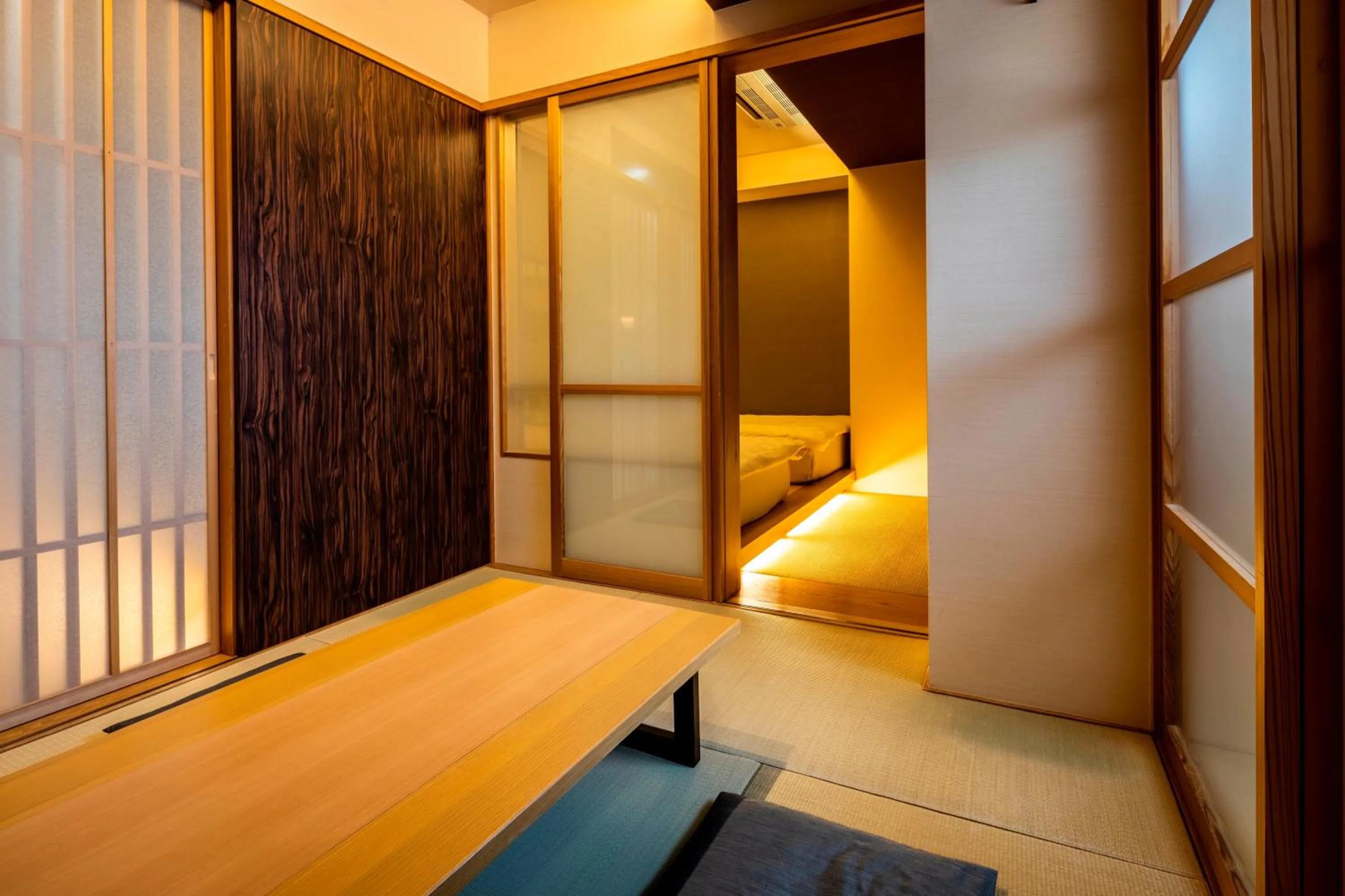 Photo of the whole room, Bed in DogoYaya