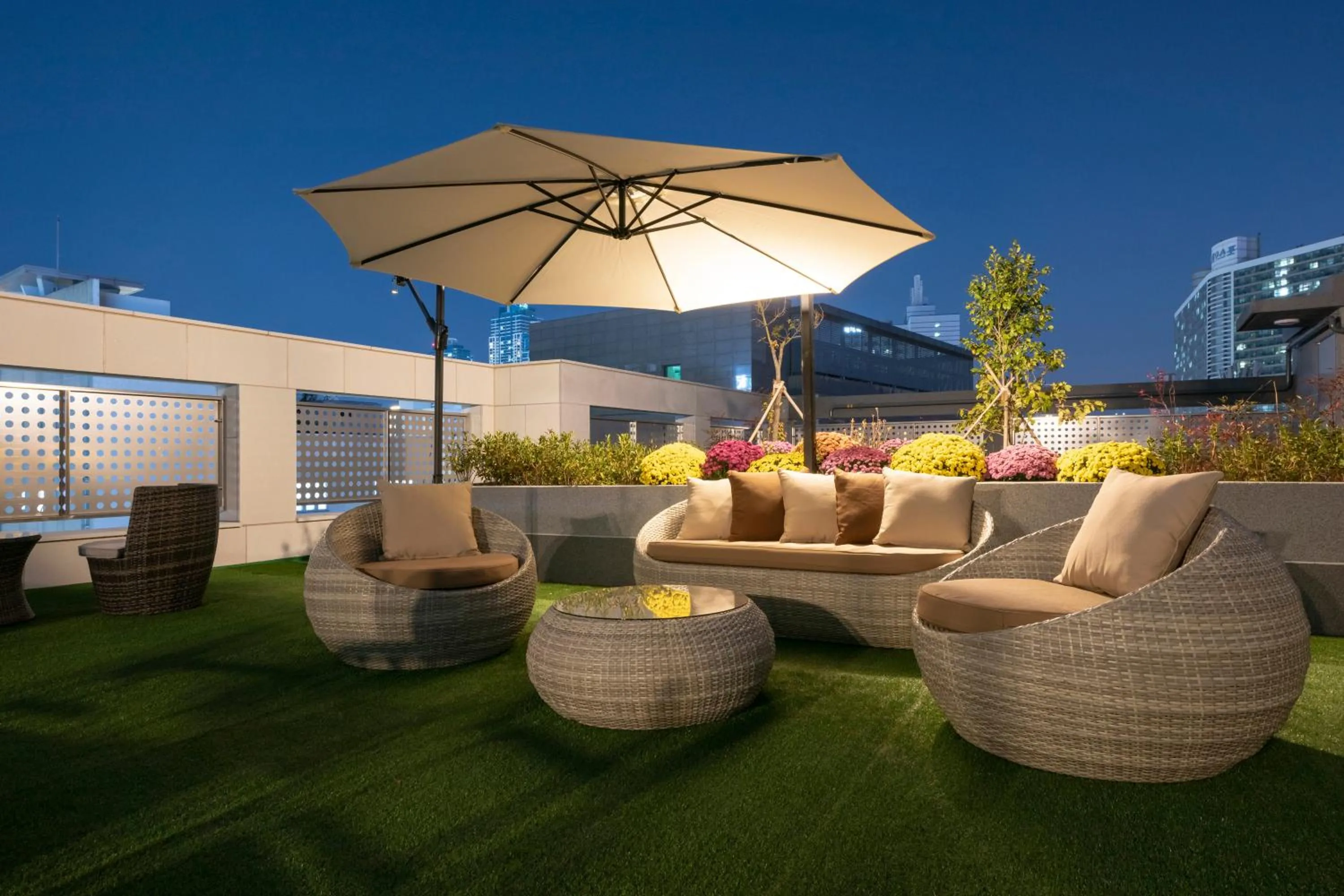 Off site in Browndot Business Seomyeon