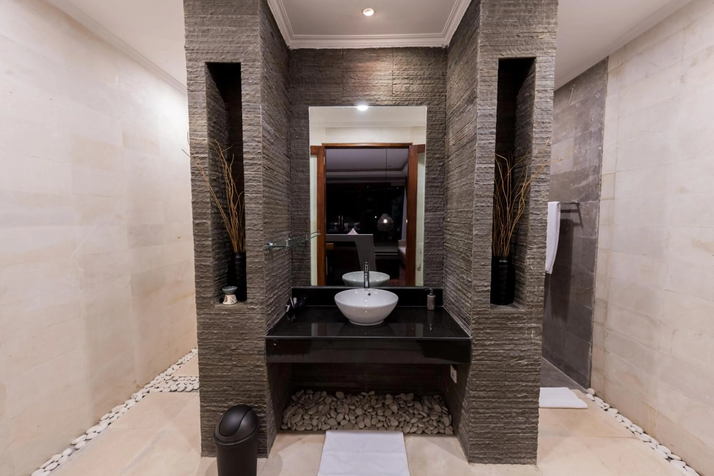 Toilet in Villa Maiara