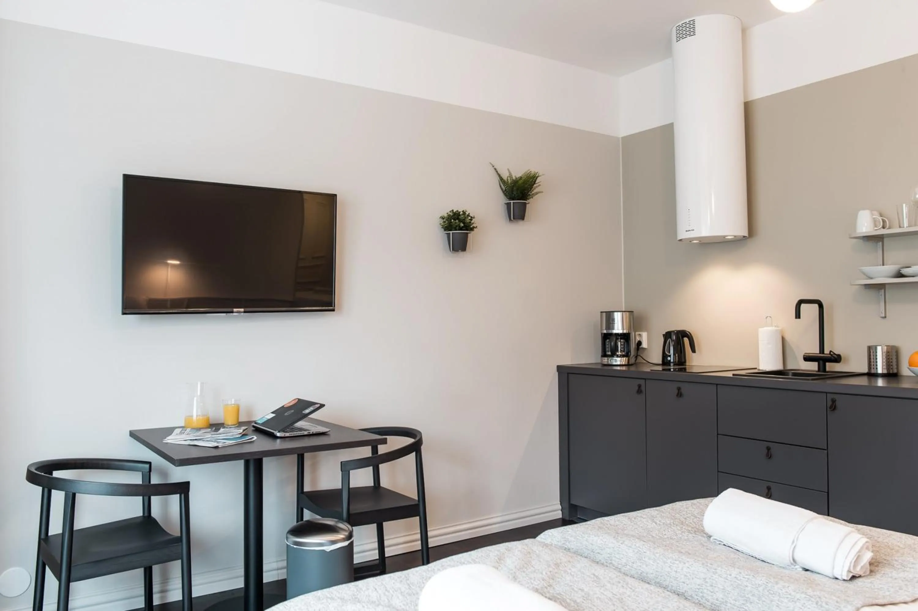 Photo of the whole room, Bed in Forenom Aparthotel Turku