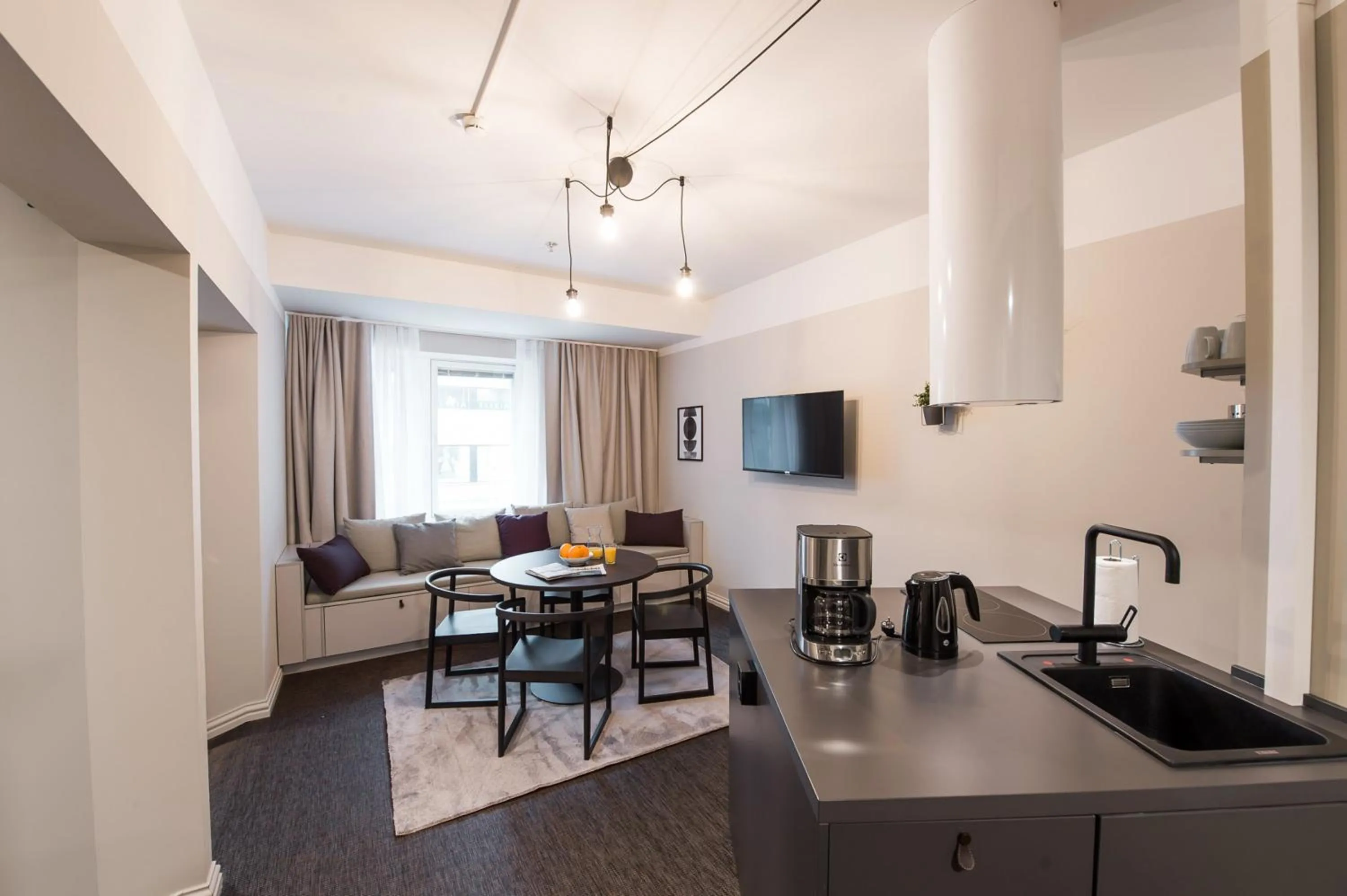 Kitchen or kitchenette in Forenom Aparthotel Turku