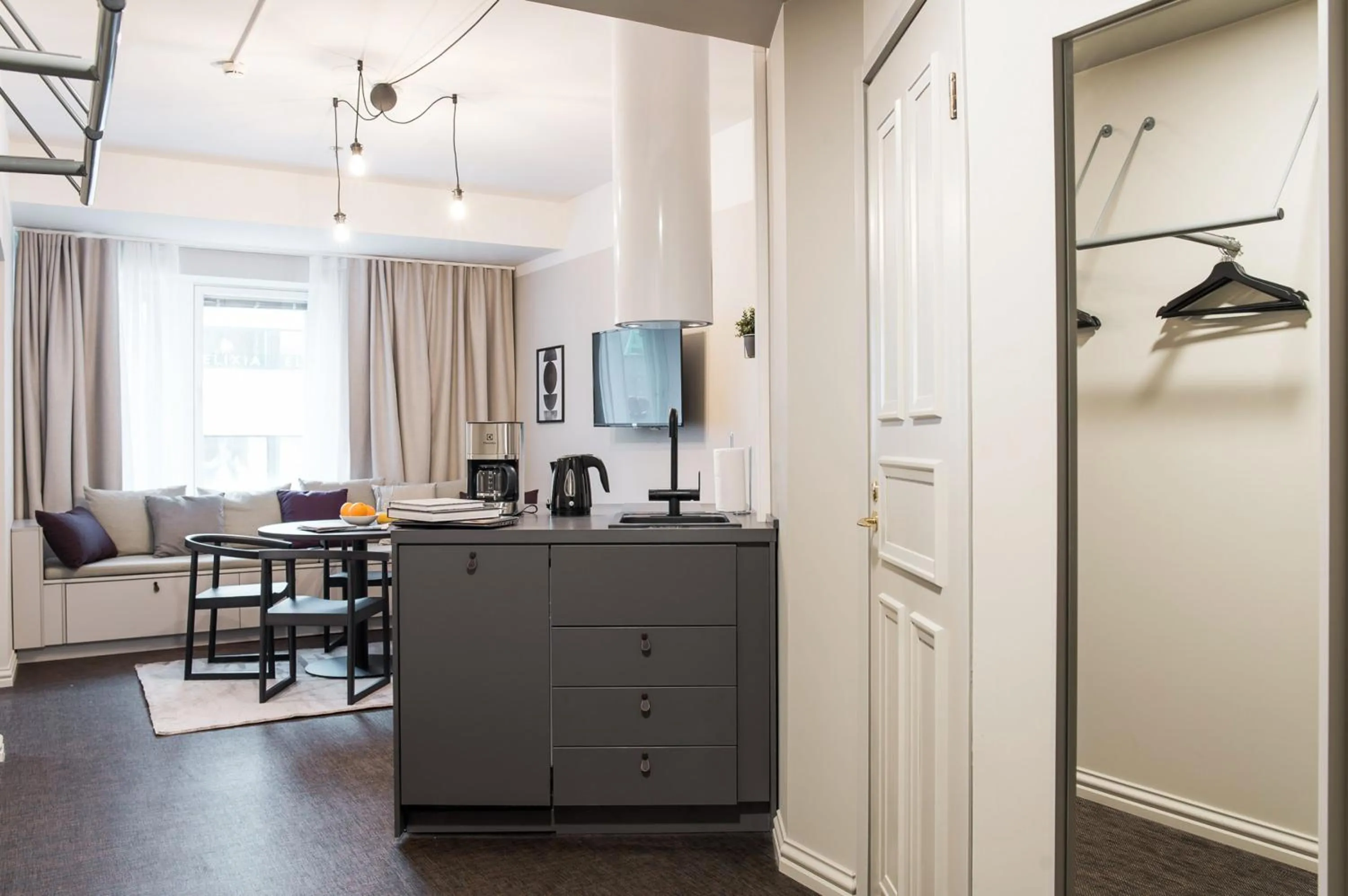 Kitchen or kitchenette in Forenom Aparthotel Turku