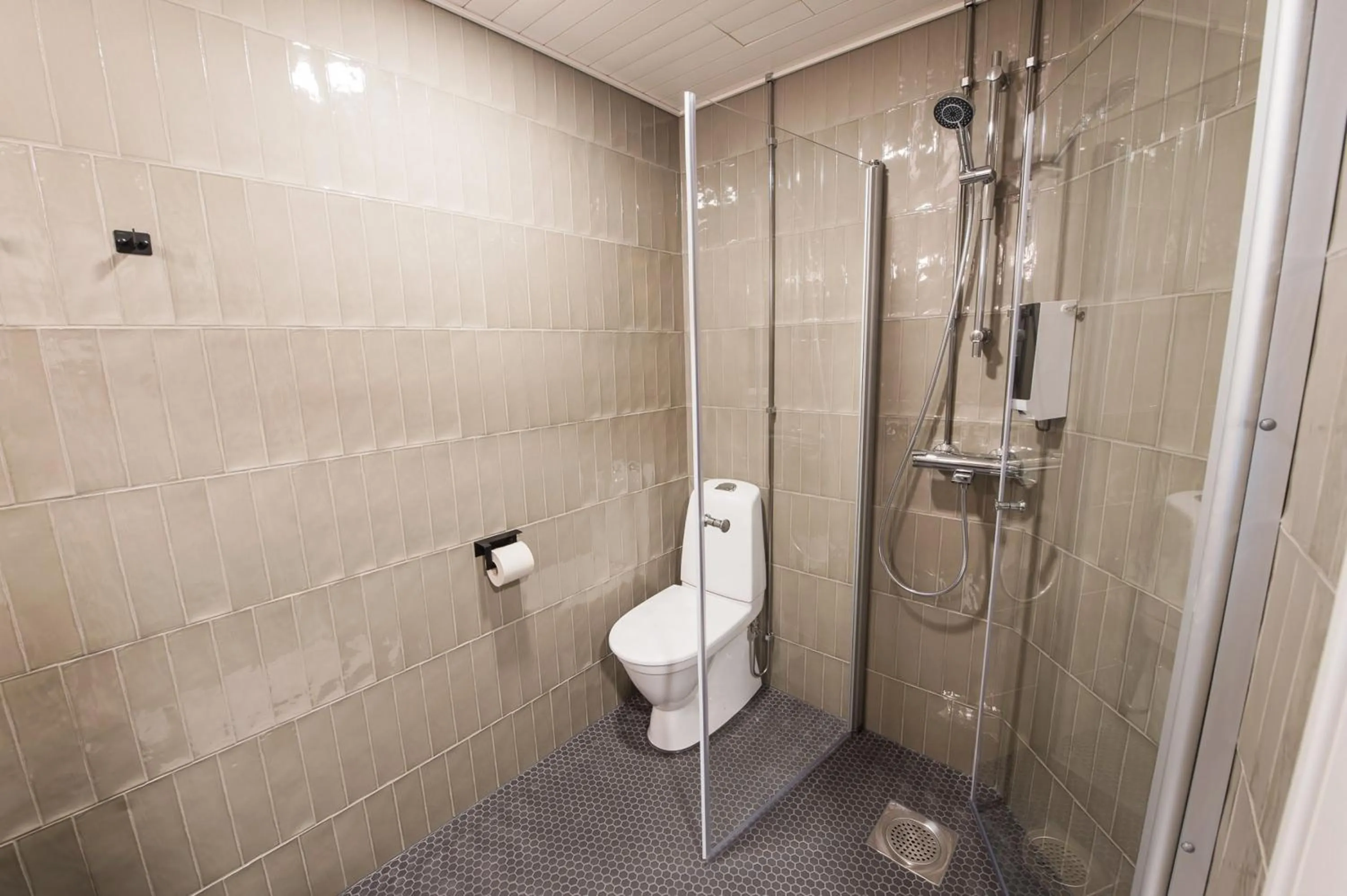 Bathroom in Forenom Aparthotel Turku