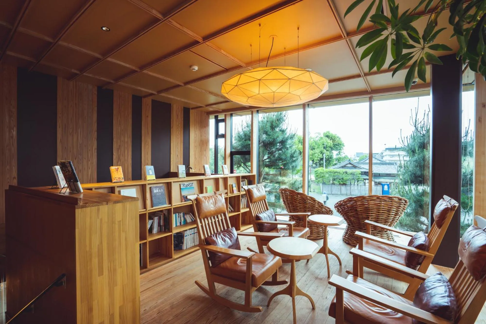 Communal lounge/ TV room in SETRE Naramachi セトレ ならまち