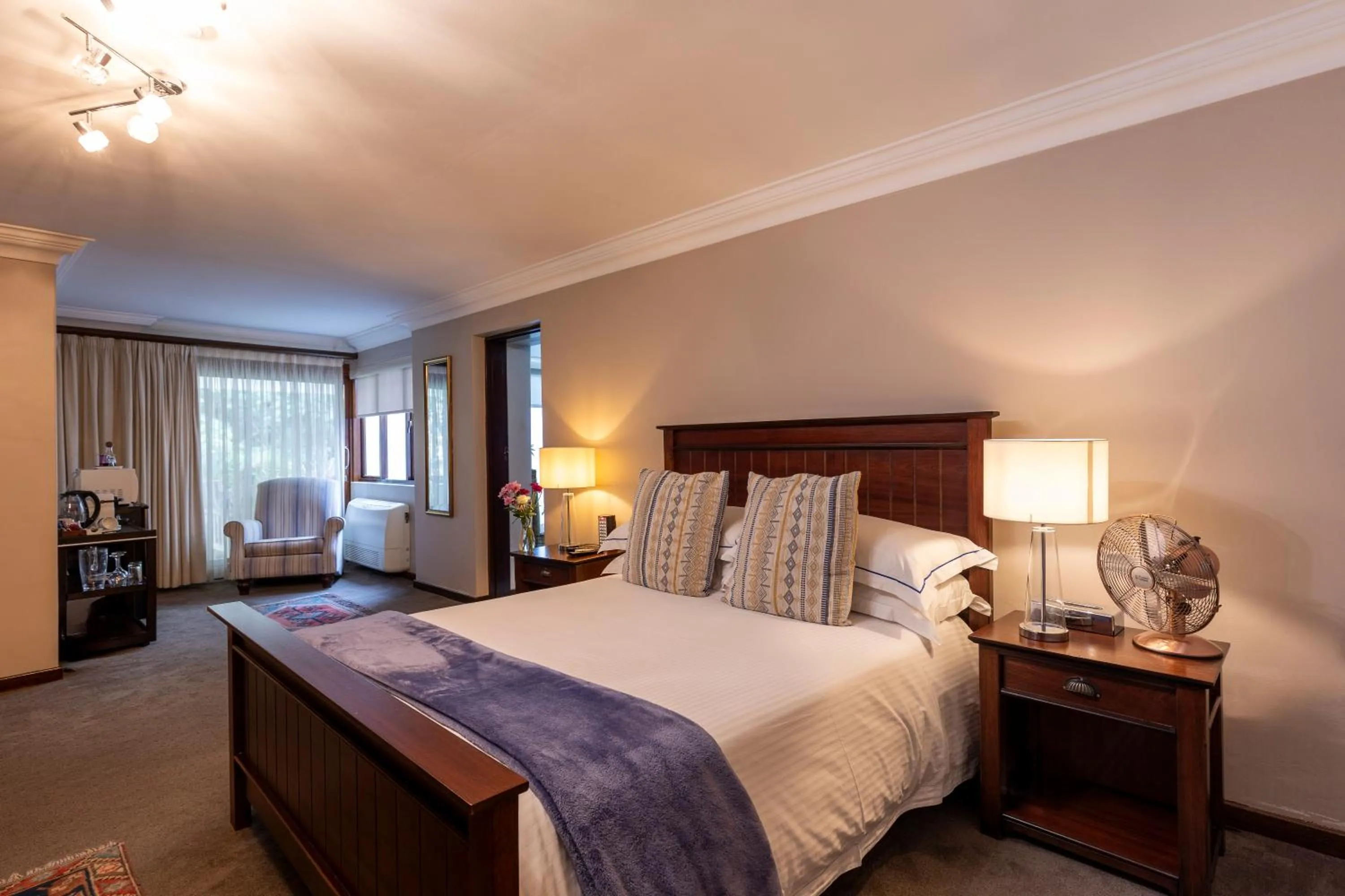 Bedroom, Bed in Hyde Park Guest House