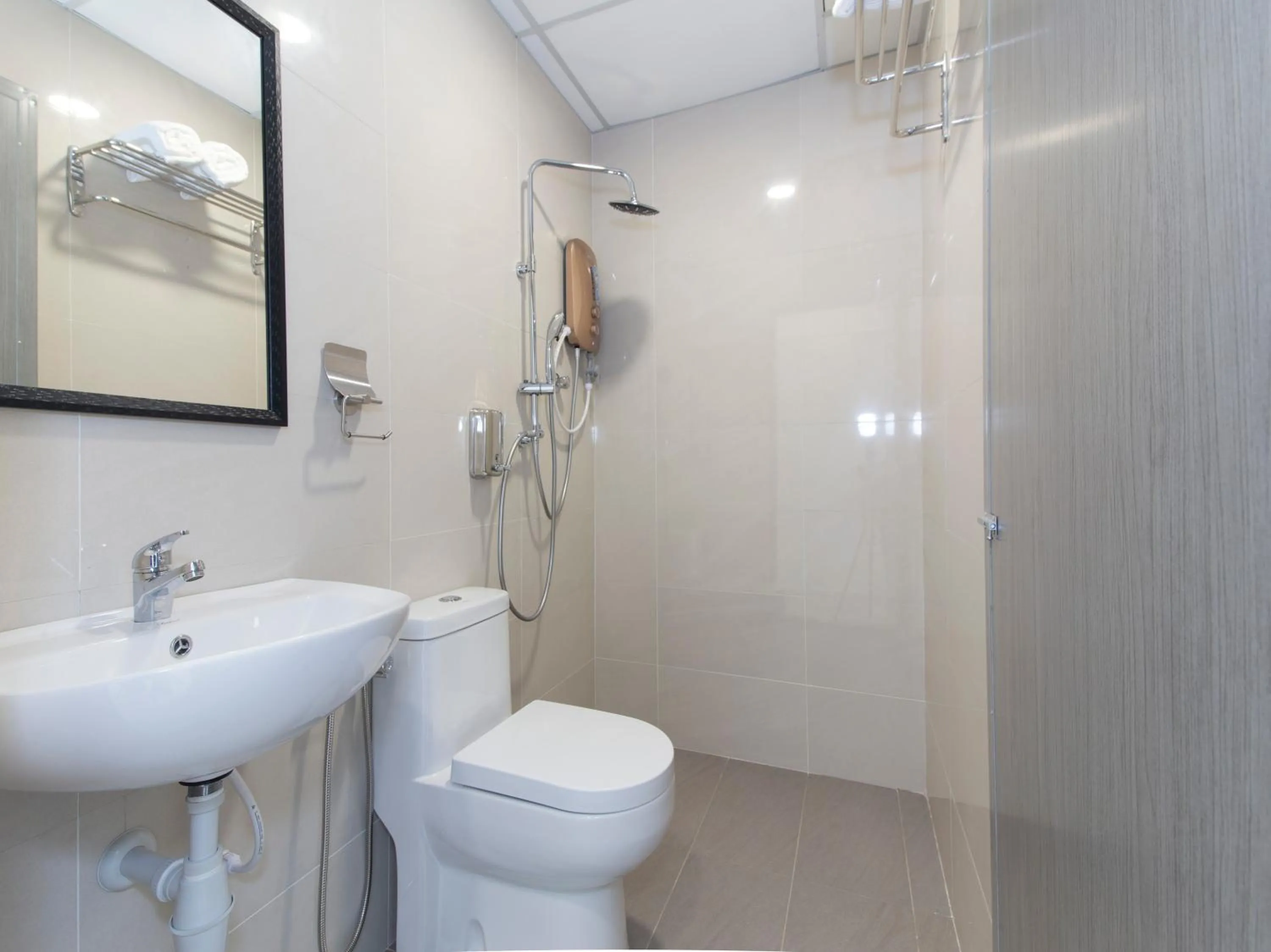 Bathroom in Hotel Agro