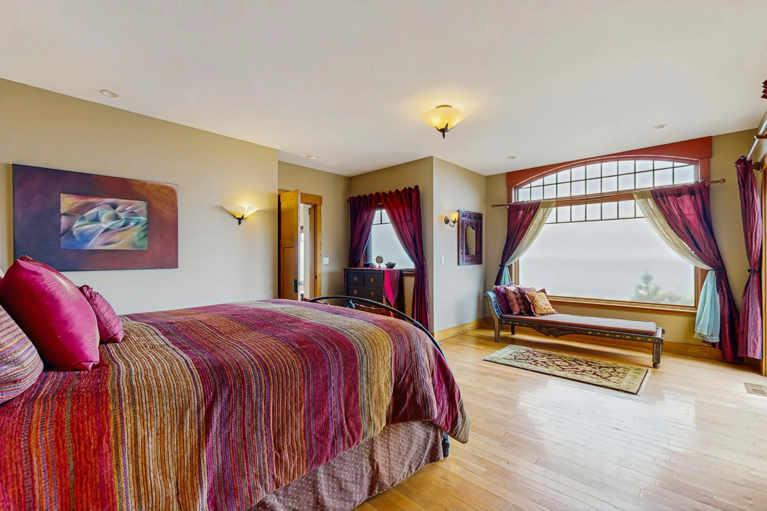 Bed in Seascape Gualala