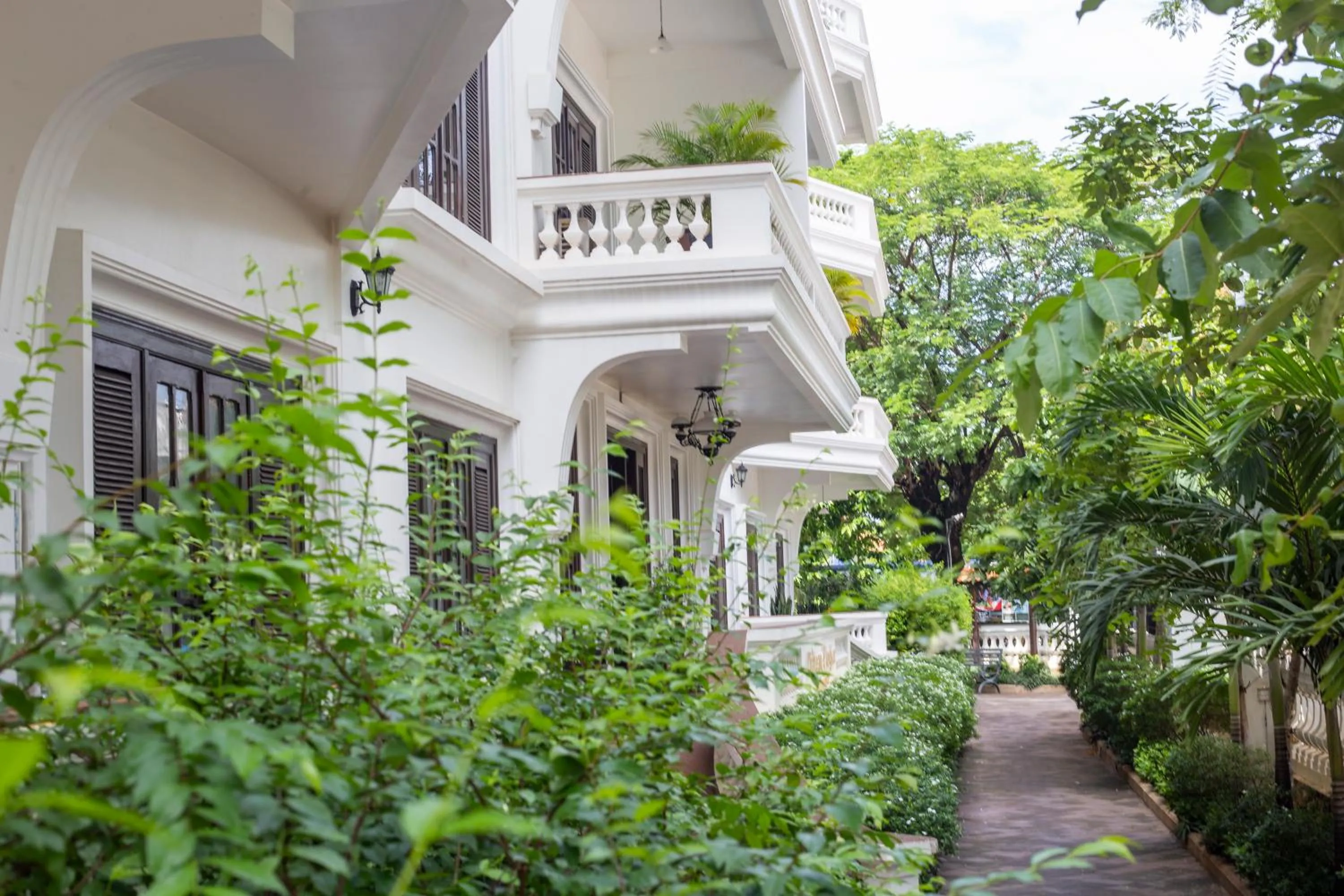 Property building in Chateau d'Angkor La Residence