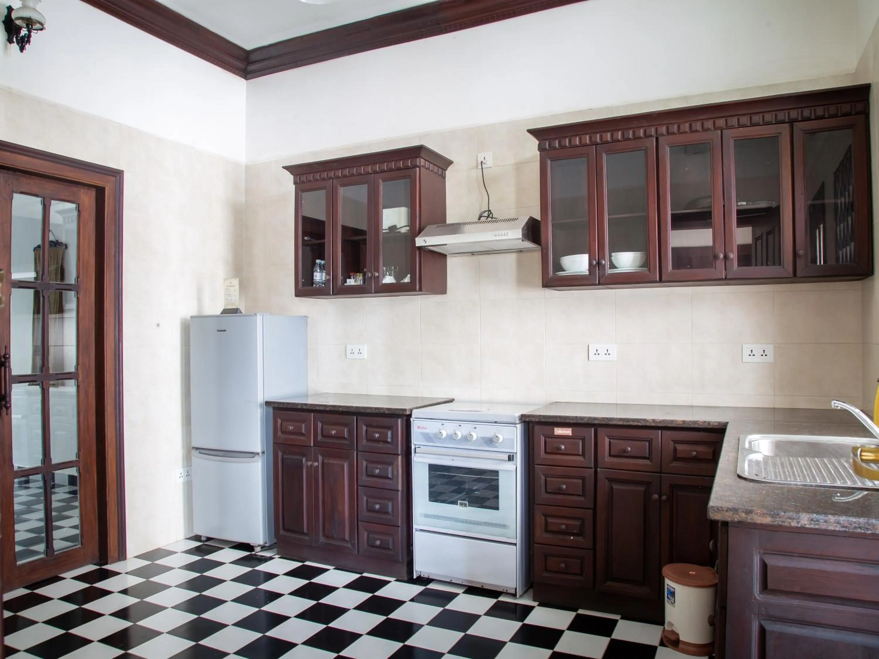 Kitchen or kitchenette in Chateau d'Angkor La Residence